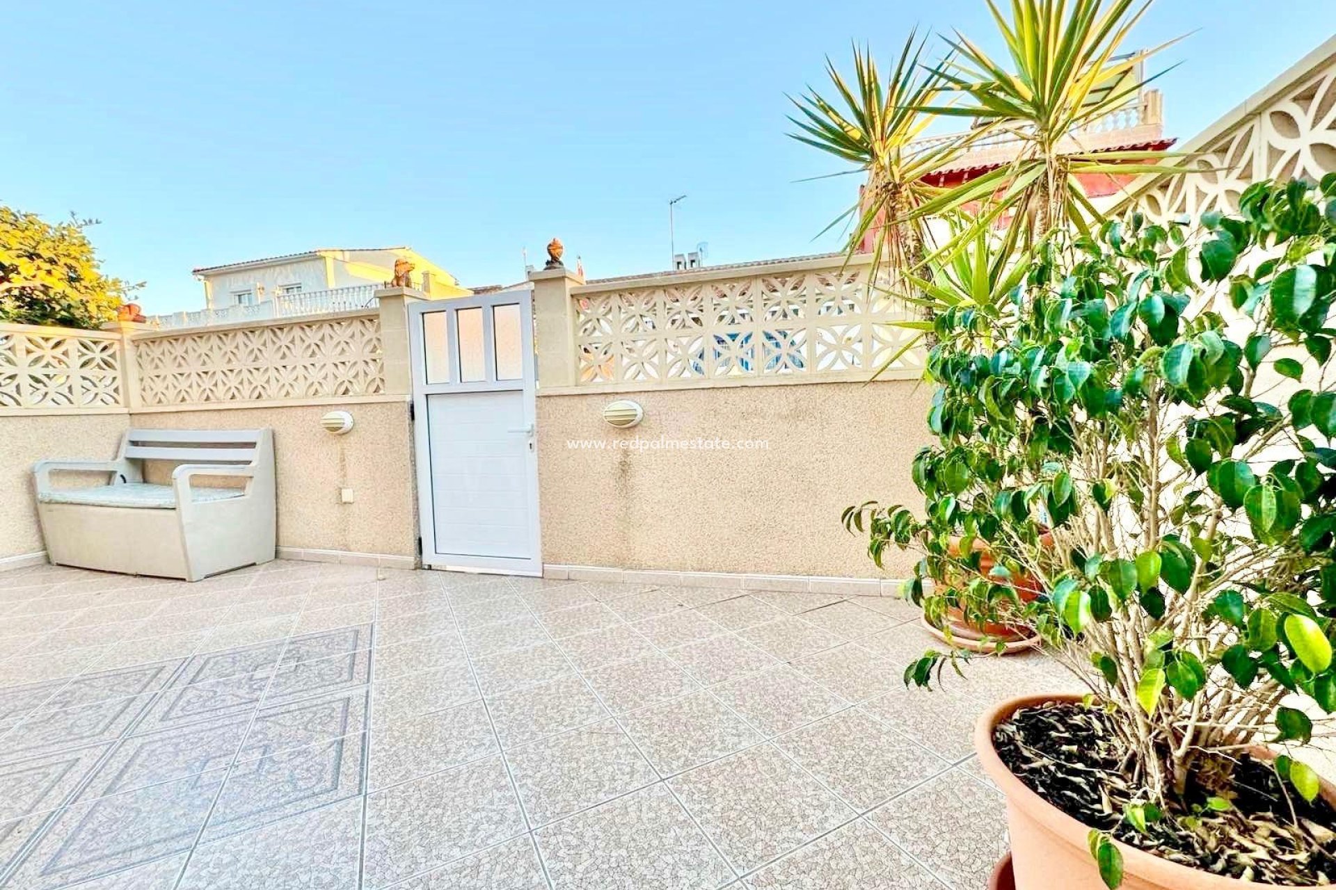 Resale - Town House -
Torrevieja - La Siesta - El Salado - Torreta