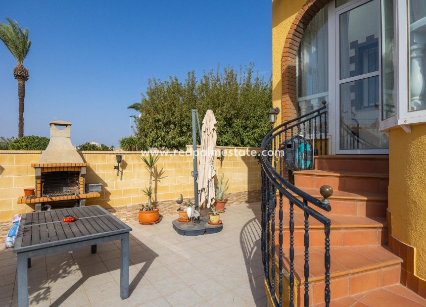 Resale - Town House -
Torrevieja - La Siesta - El Salado -  Torreta