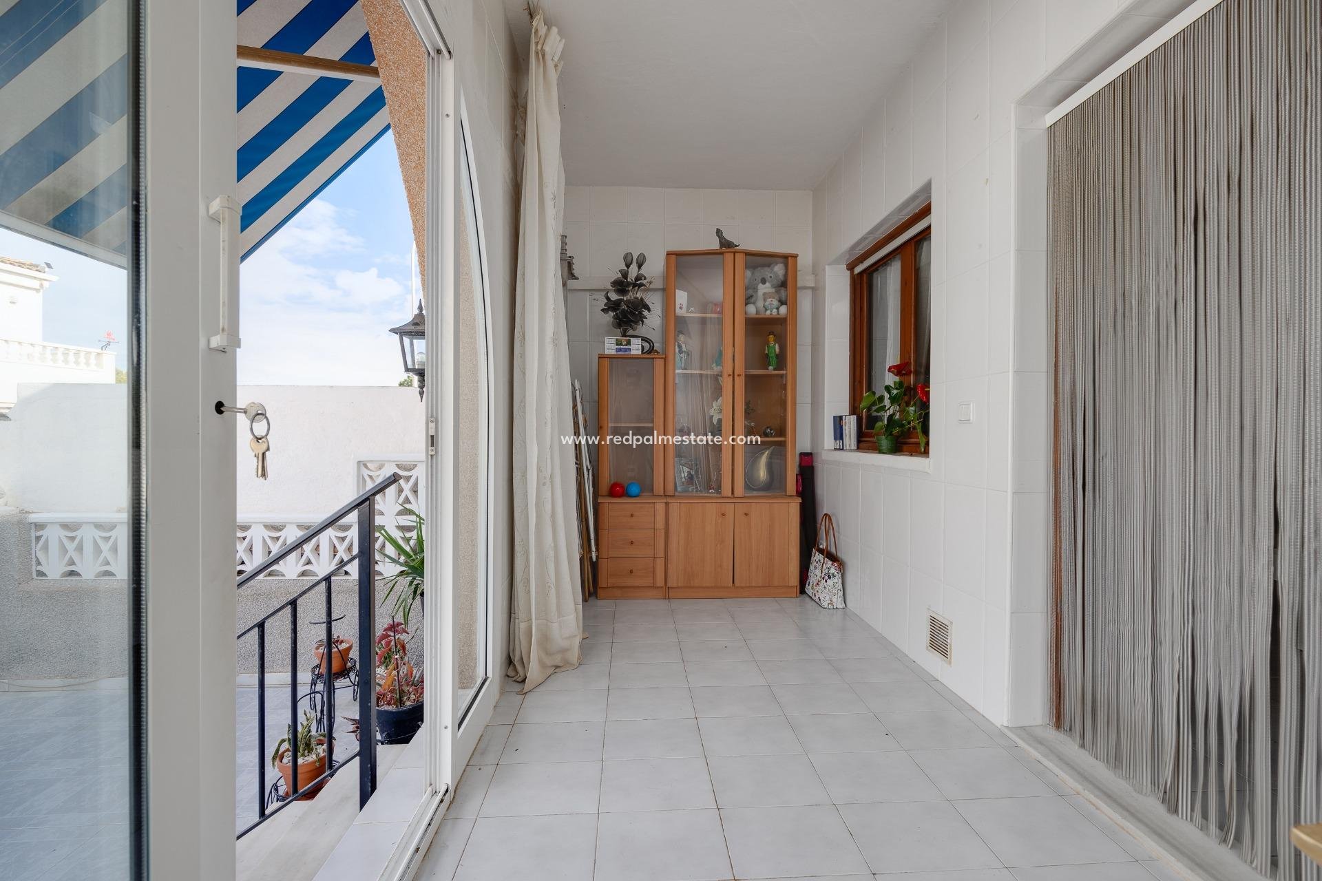 Resale - Town House -
Torrevieja - La Siesta - El Salado -  Torreta