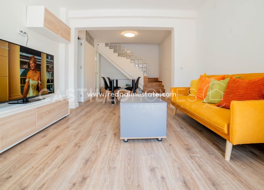 Resale - Town House -
Torrevieja - La Siesta - El Salado -  Torreta