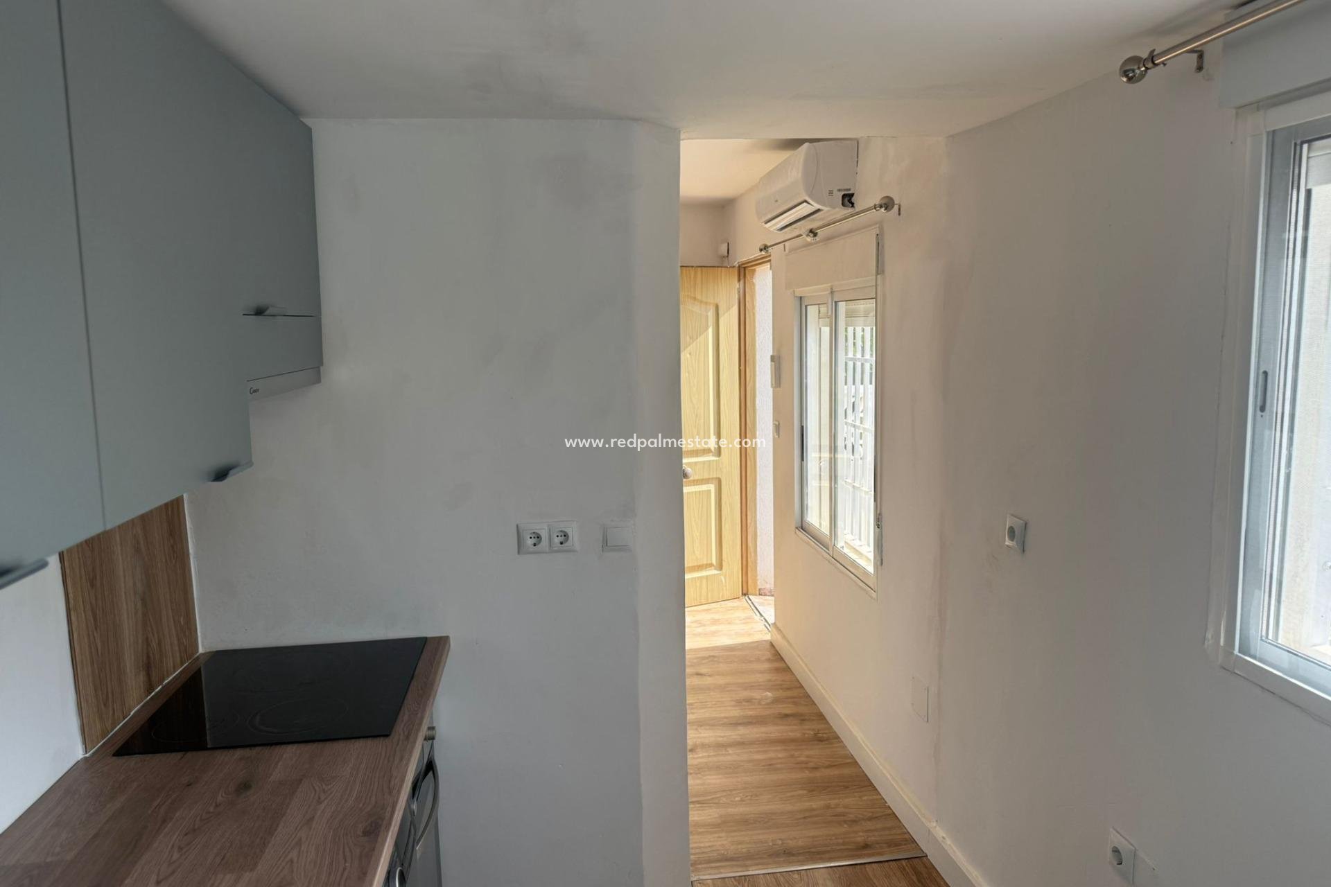 Resale - Town House -
Torrevieja - La Siesta - El Salado -  Torreta