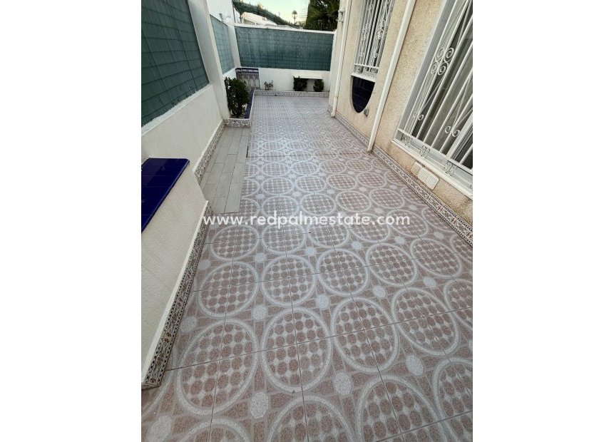 Resale - Town House -
Torrevieja - La Siesta - El Salado -  Torreta