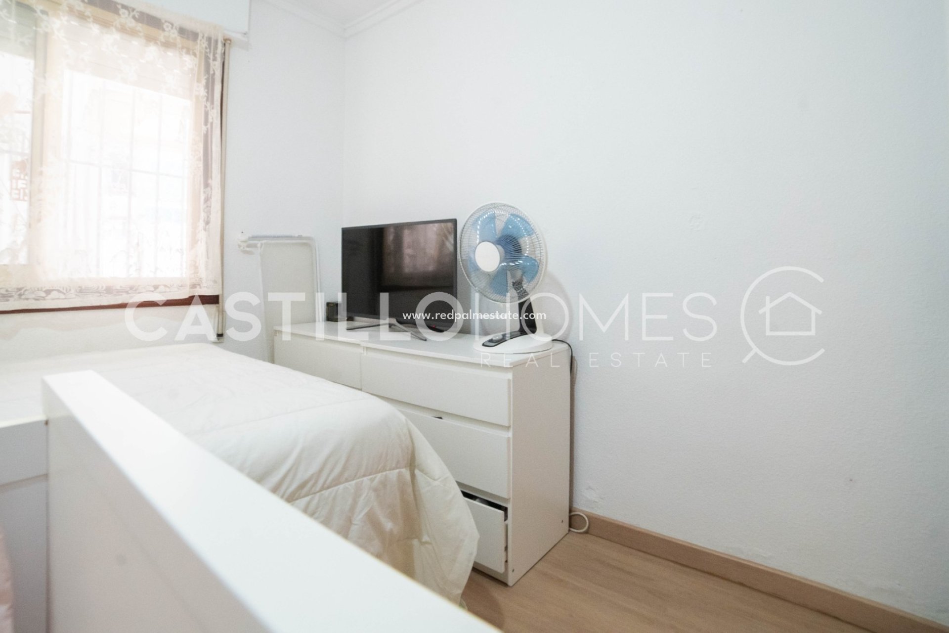 Resale - Town House -
Torrevieja - La Siesta - El Salado -  Torreta