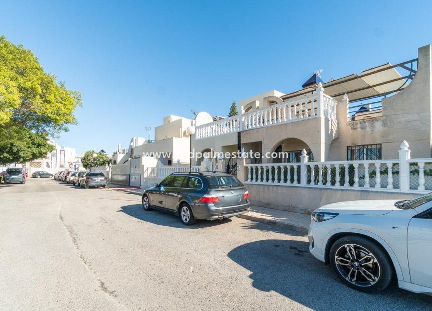 Resale - Town House -
Torrevieja - La Siesta - El Salado -  Torreta