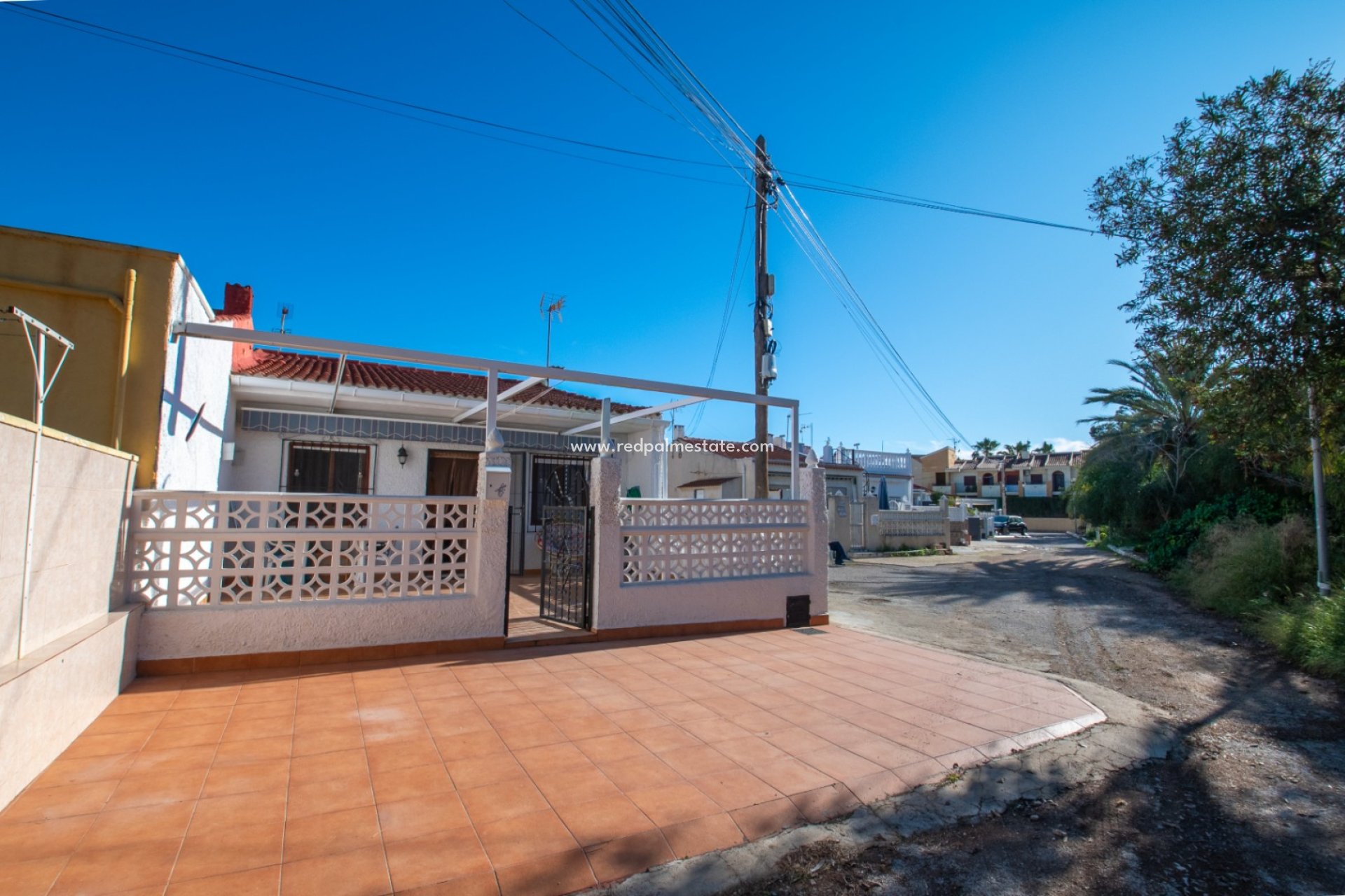 Resale - Town House -
Torrevieja - La Siesta - El Salado - Torreta