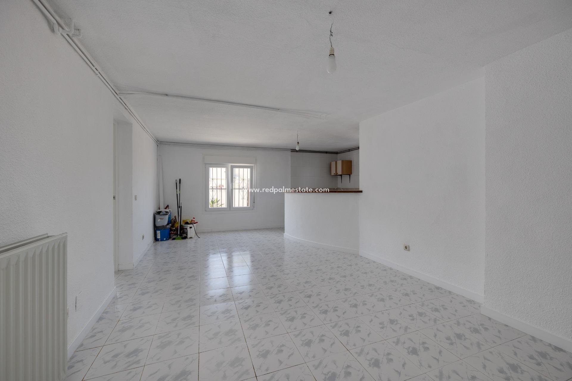 Resale - Town House -
Torrevieja - La Siesta - El Salado - Torreta