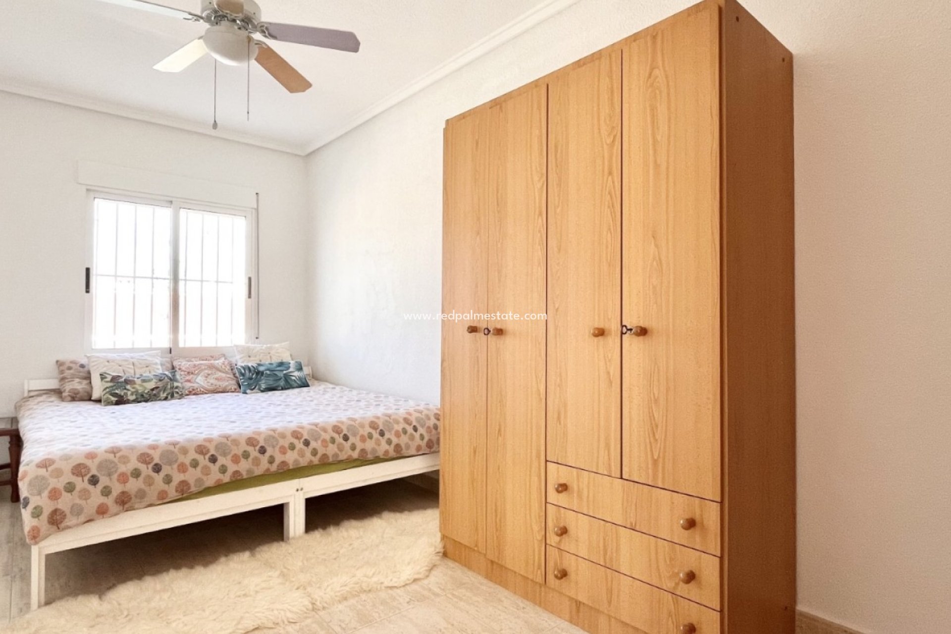 Resale - Town House -
Torrevieja - La Siesta - El Salado - Torreta