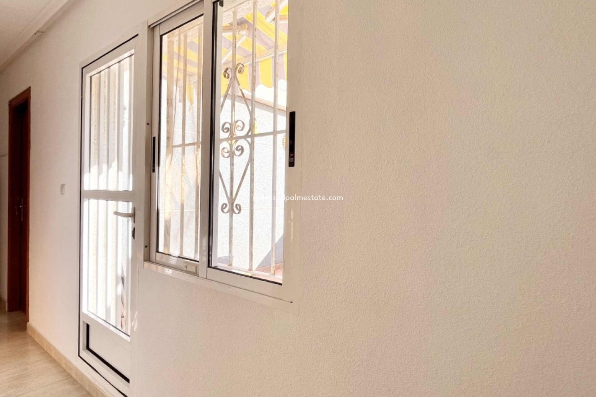 Resale - Town House -
Torrevieja - La Siesta - El Salado - Torreta