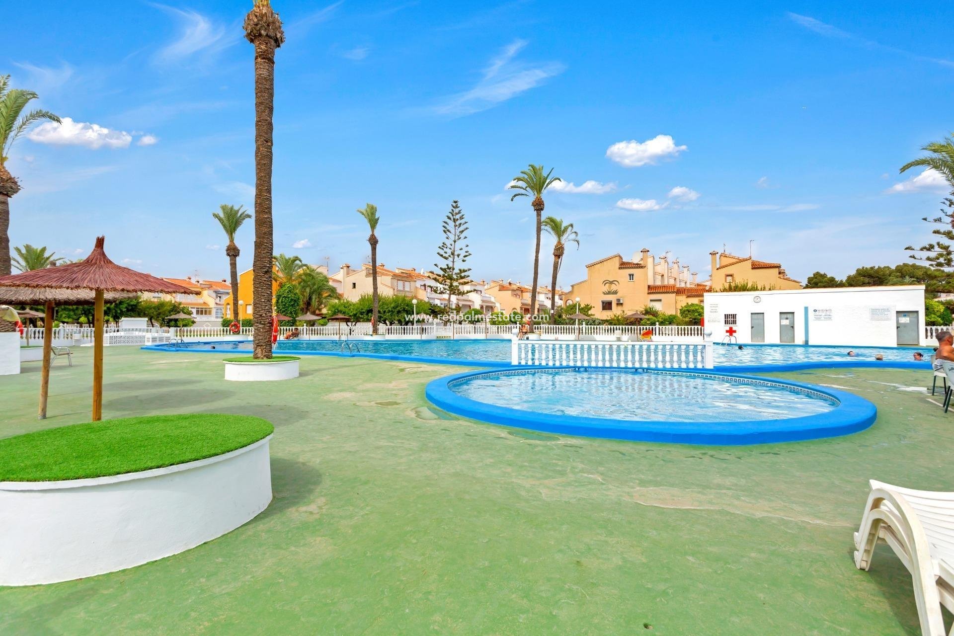 Resale - Town House -
Torrevieja - La Siesta - El Salado -  Torreta