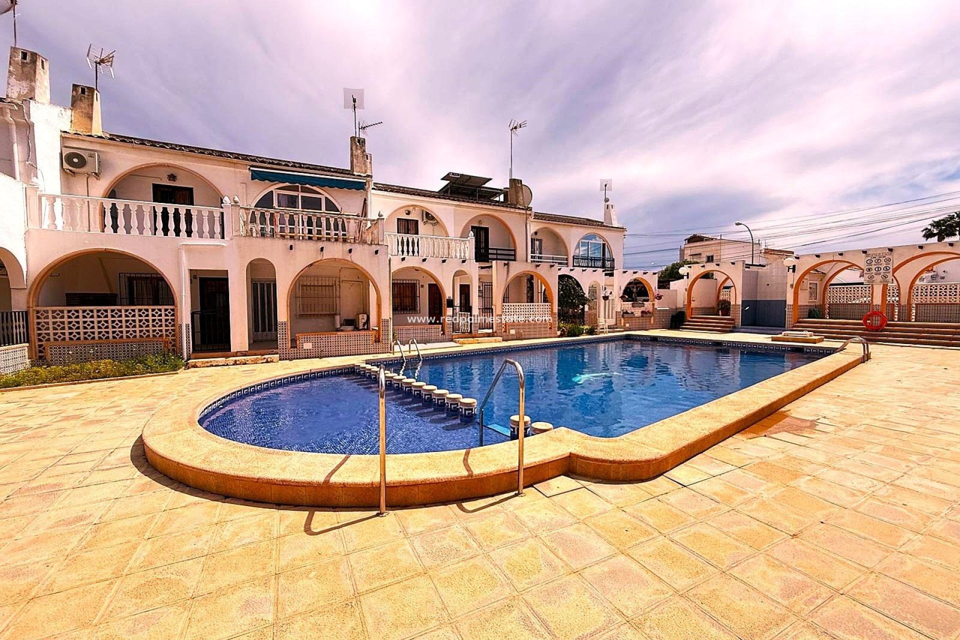 Resale - Town House -
Torrevieja - La Siesta - El Salado -  Torreta