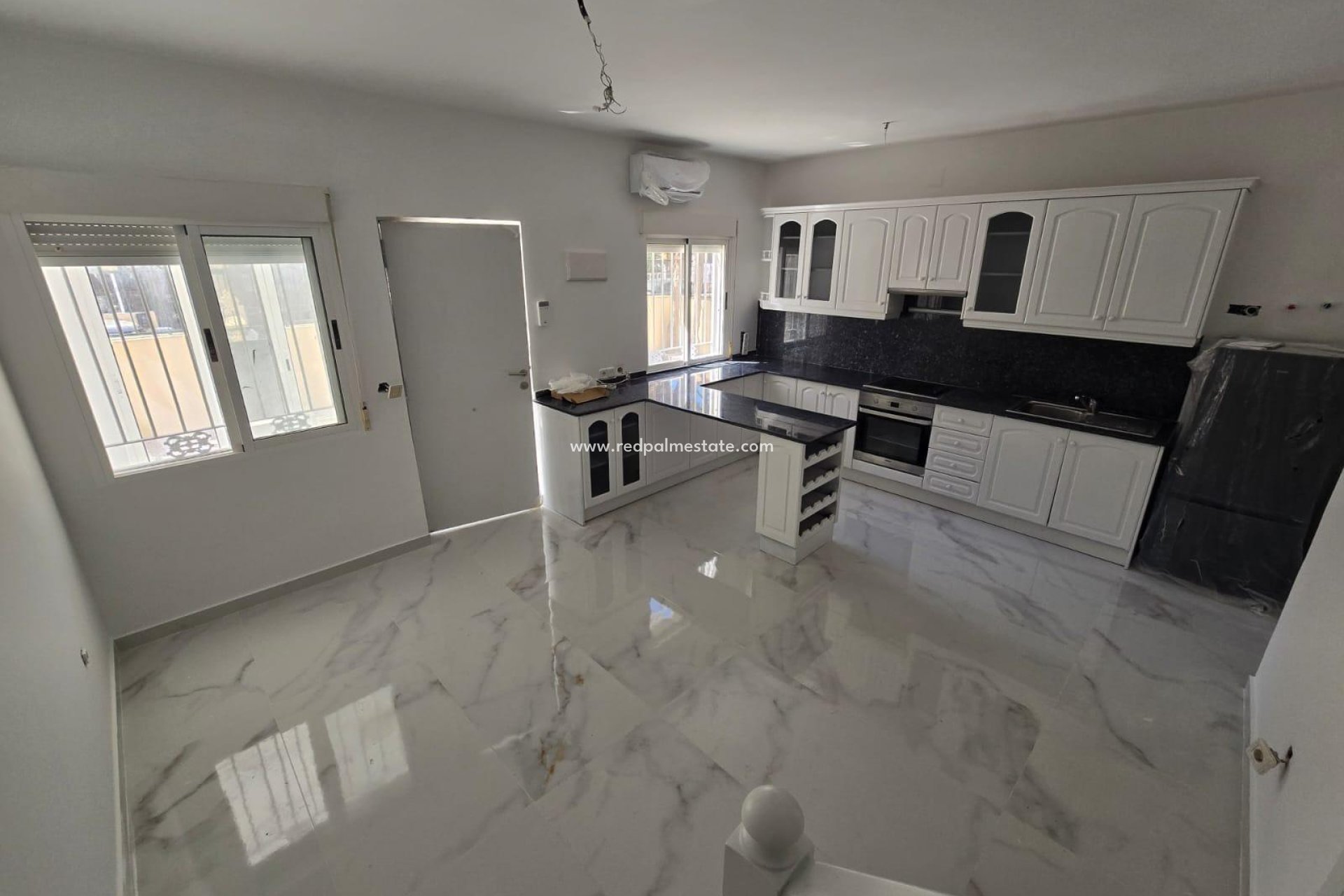 Resale - Town House -
Torrevieja - La Siesta - El Salado - Torreta