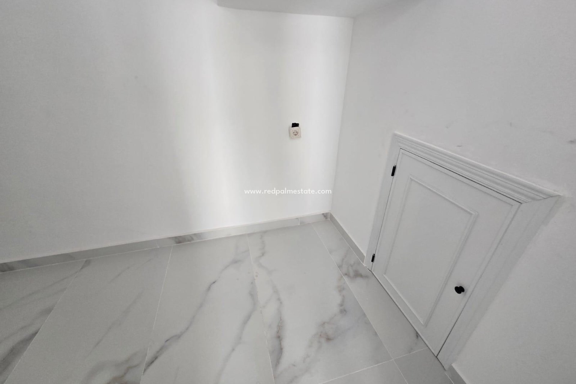 Resale - Town House -
Torrevieja - La Siesta - El Salado - Torreta