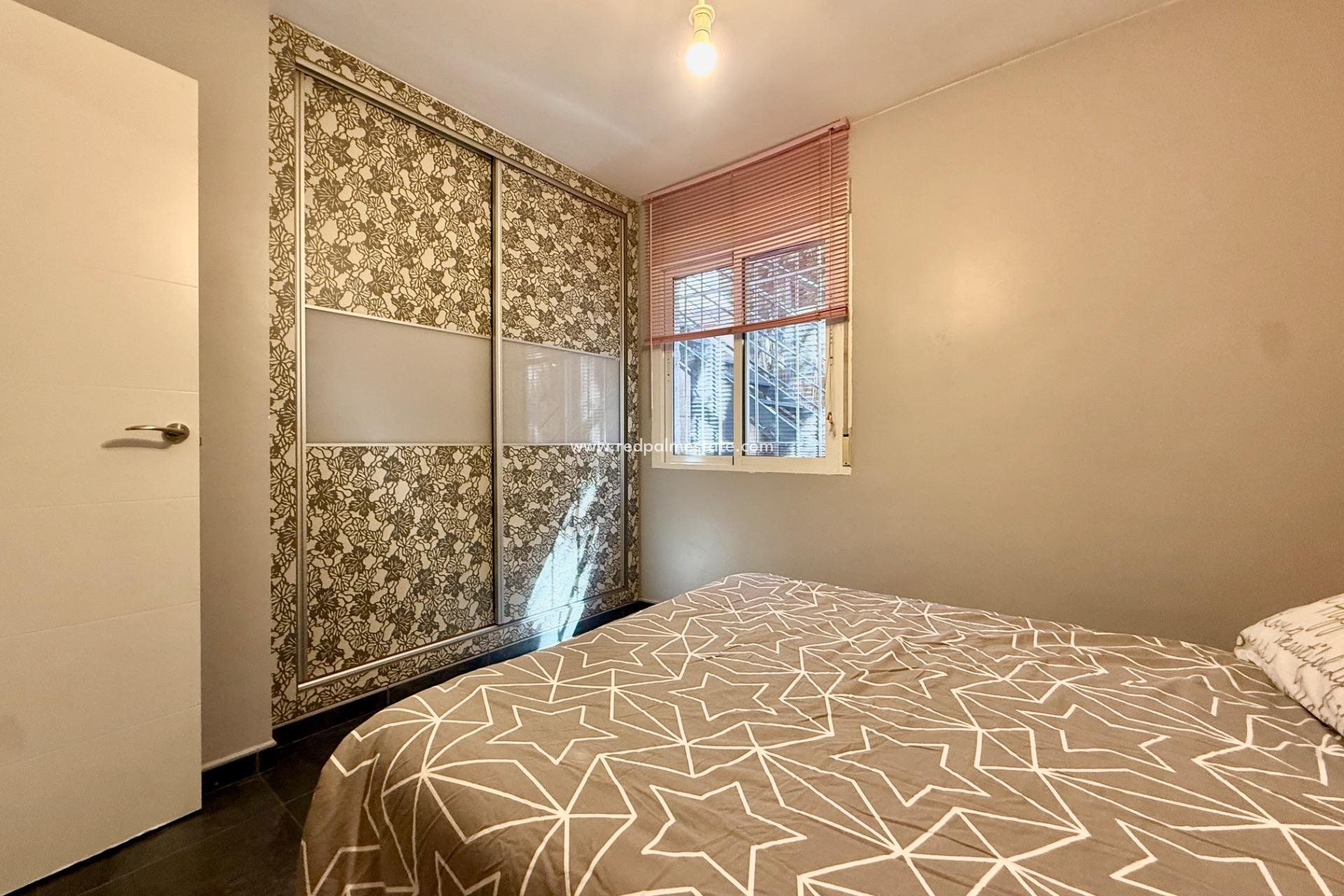 Resale - Town House -
Torrevieja - La Siesta - El Salado -  Torreta