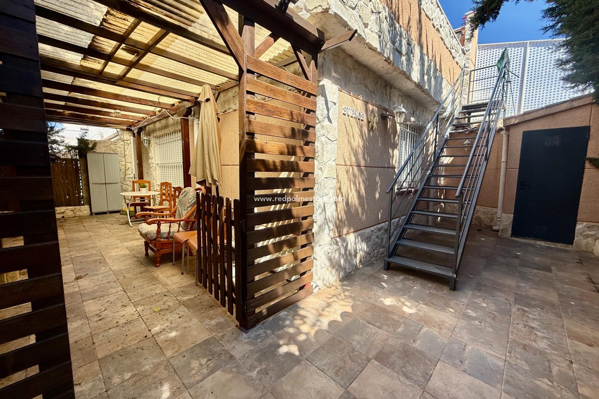 Resale - Town House -
Torrevieja - La Siesta - El Salado -  Torreta