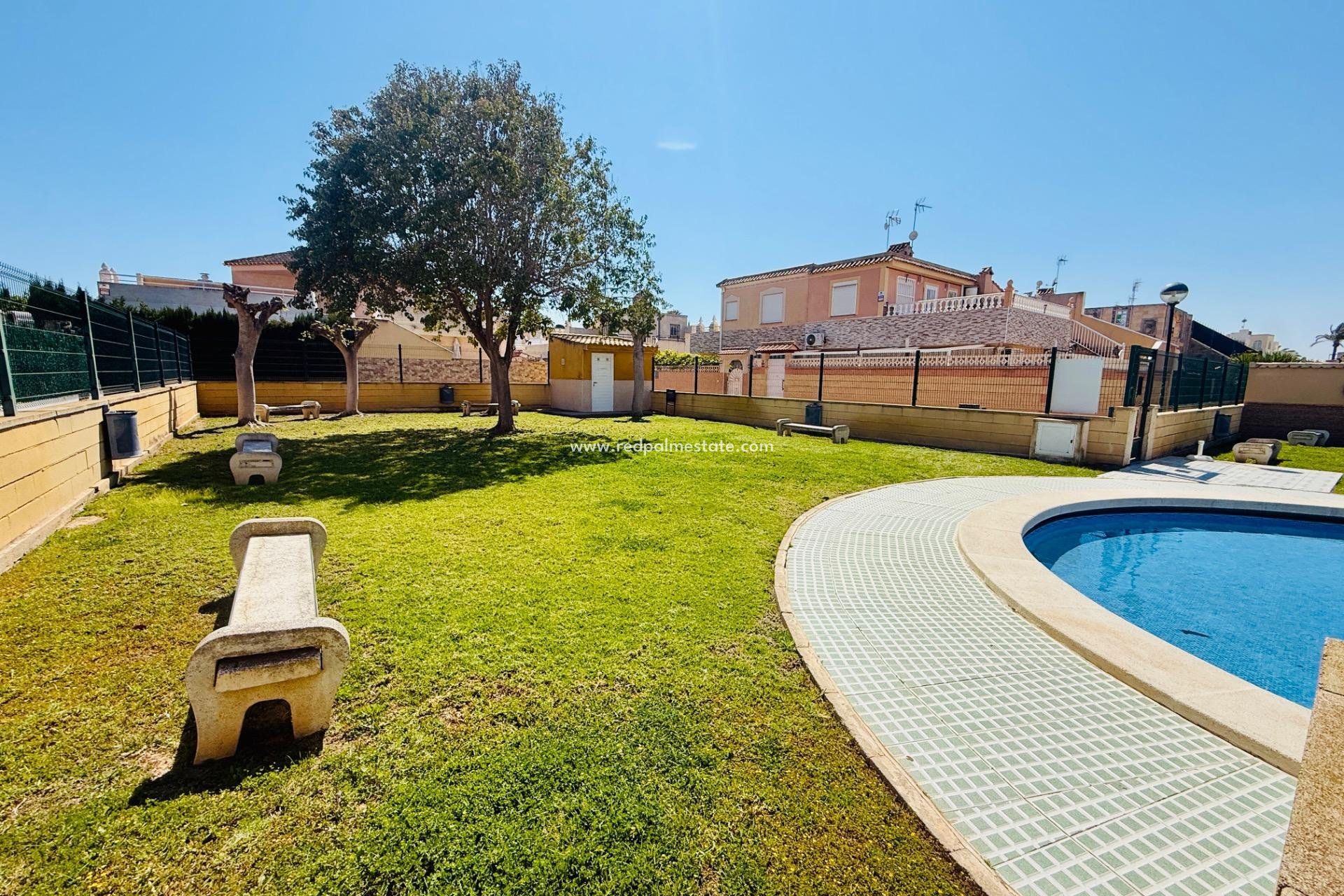 Resale - Town House -
Torrevieja - La Siesta - El Salado -  Torreta