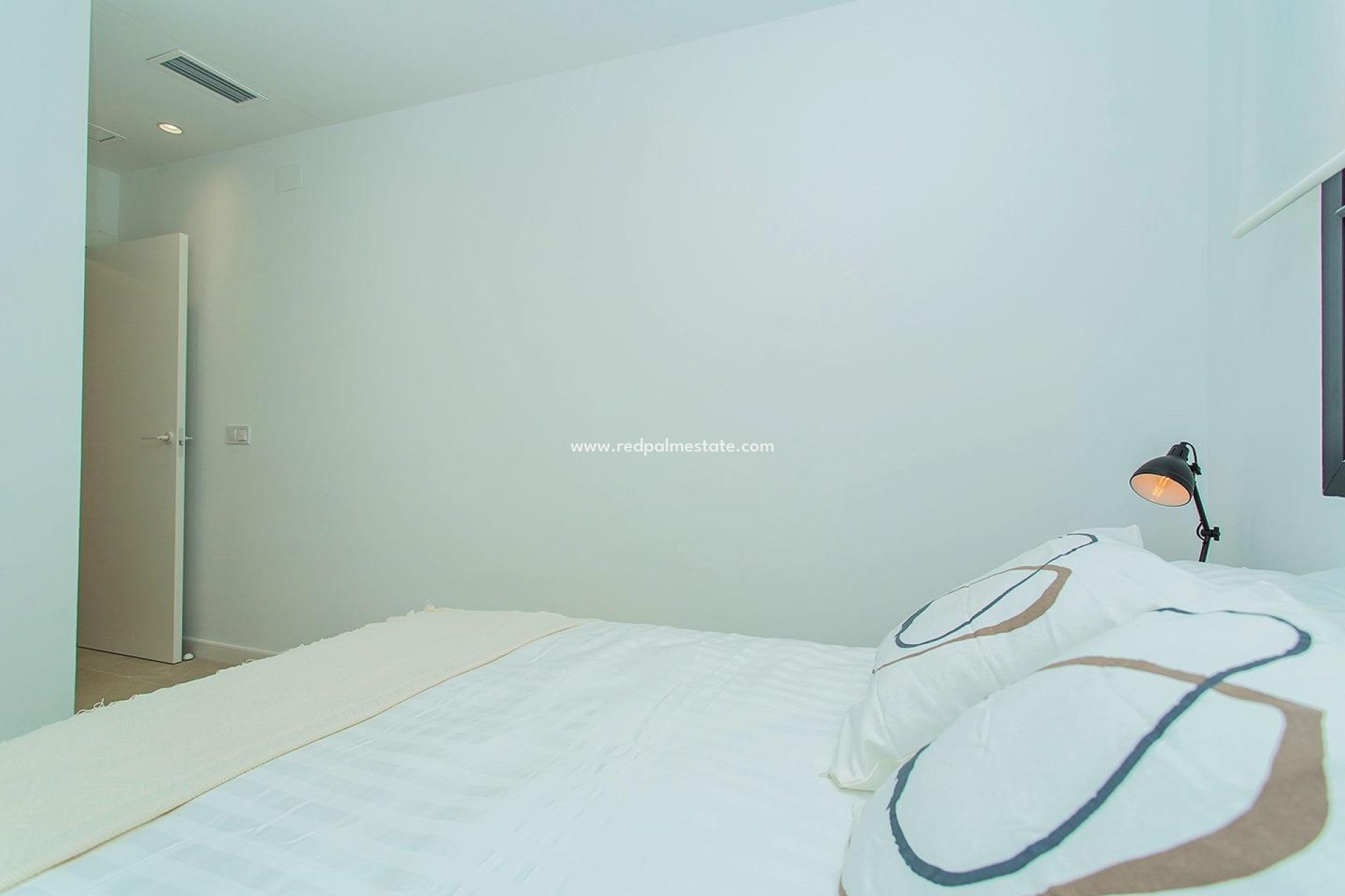 Resale - Town House -
Torrevieja - La Siesta - El Salado - Torreta