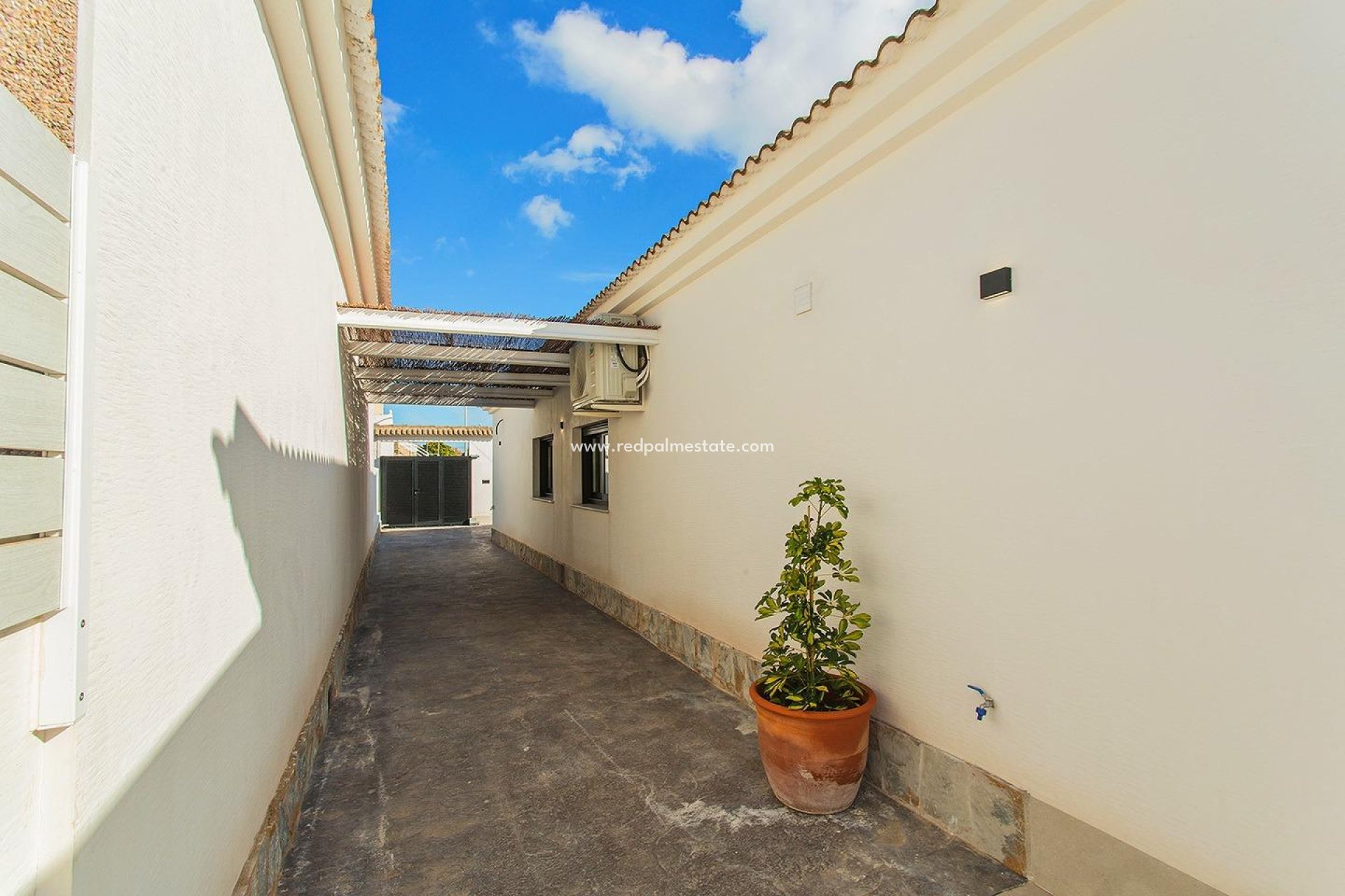 Resale - Town House -
Torrevieja - La Siesta - El Salado - Torreta