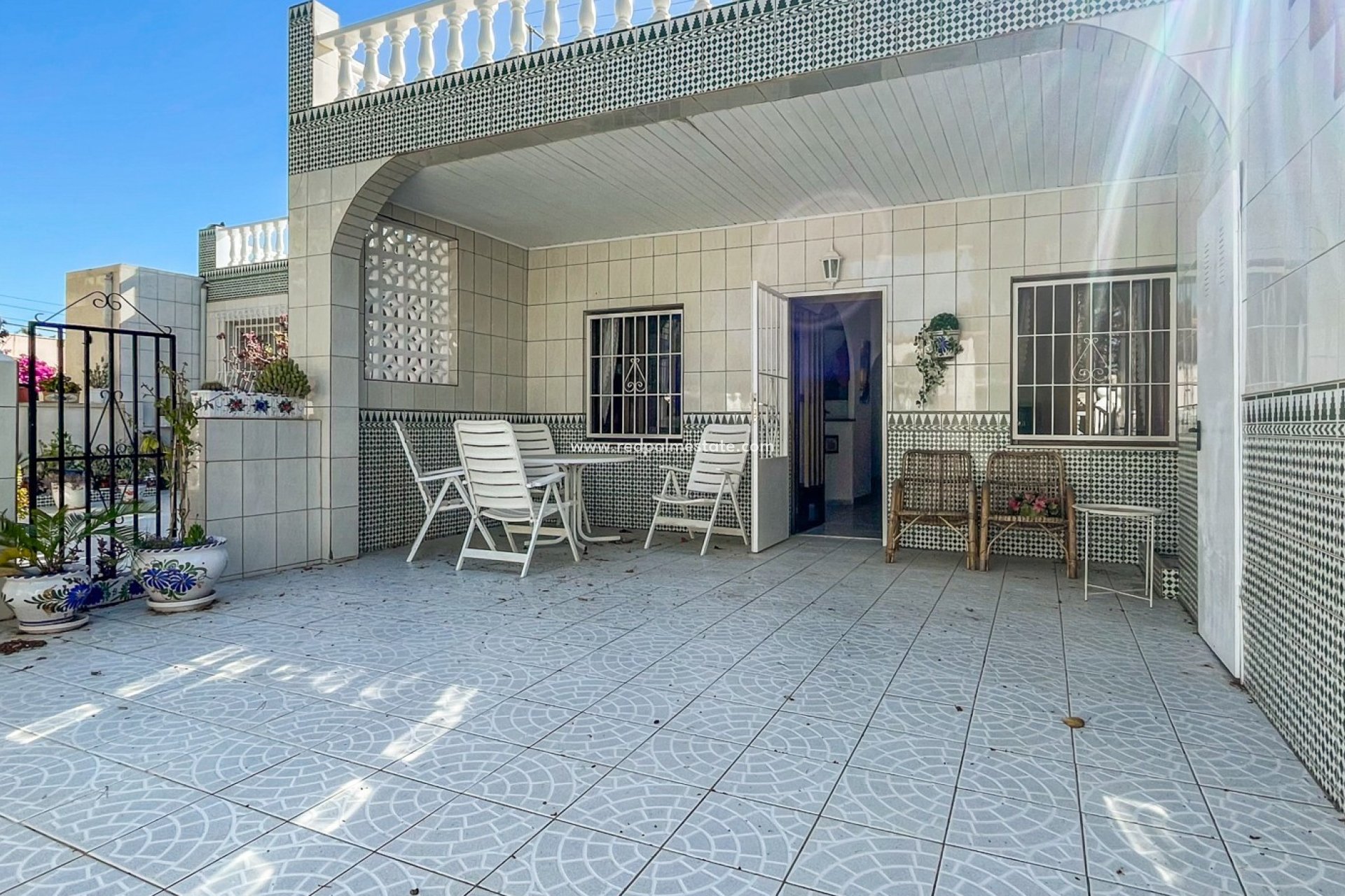 Resale - Town House -
Torrevieja - La Siesta - El Salado - Torreta