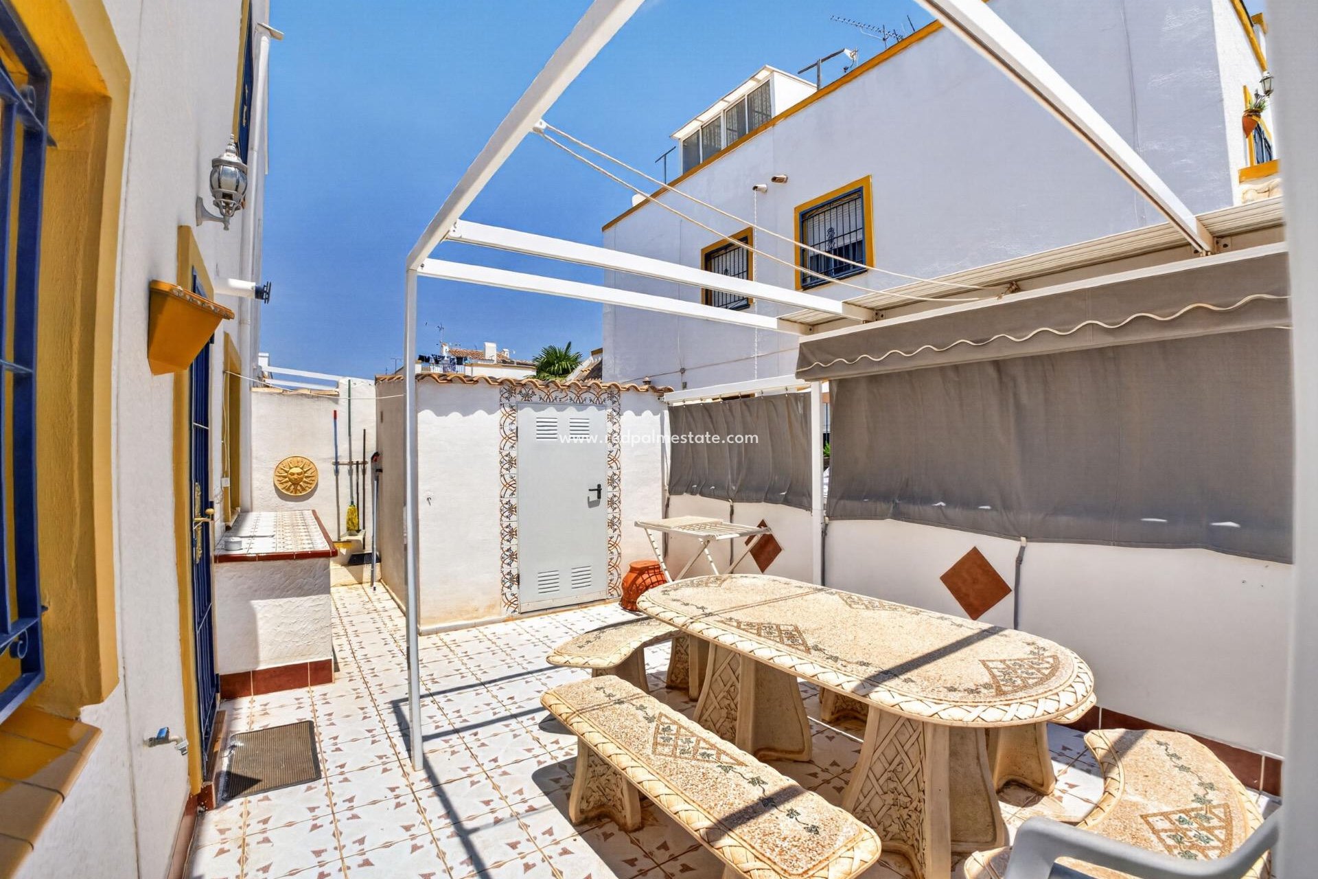 Resale - Town House -
Torrevieja - La Siesta - El Salado - Torreta