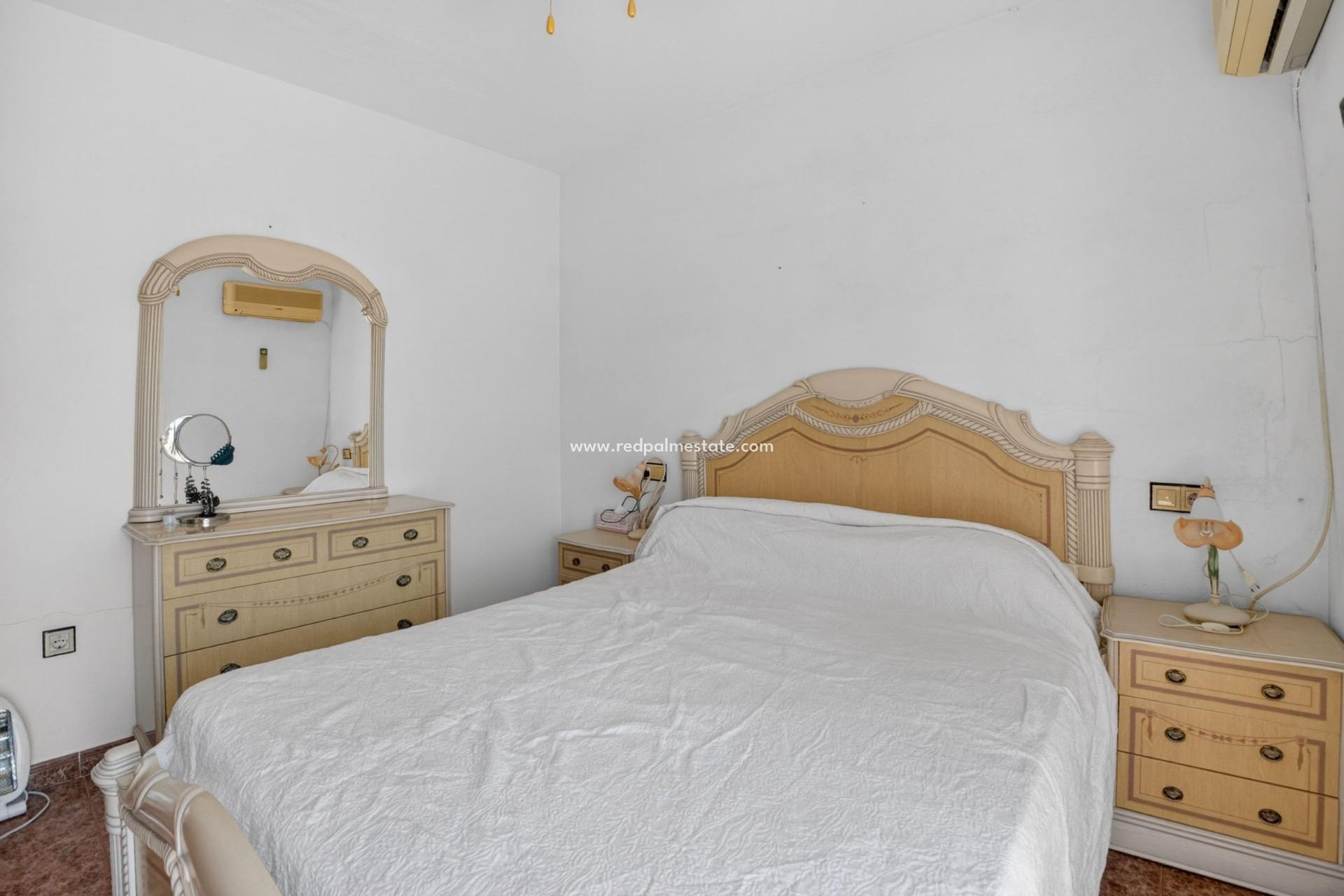 Resale - Town House -
Torrevieja - La Siesta - El Salado - Torreta