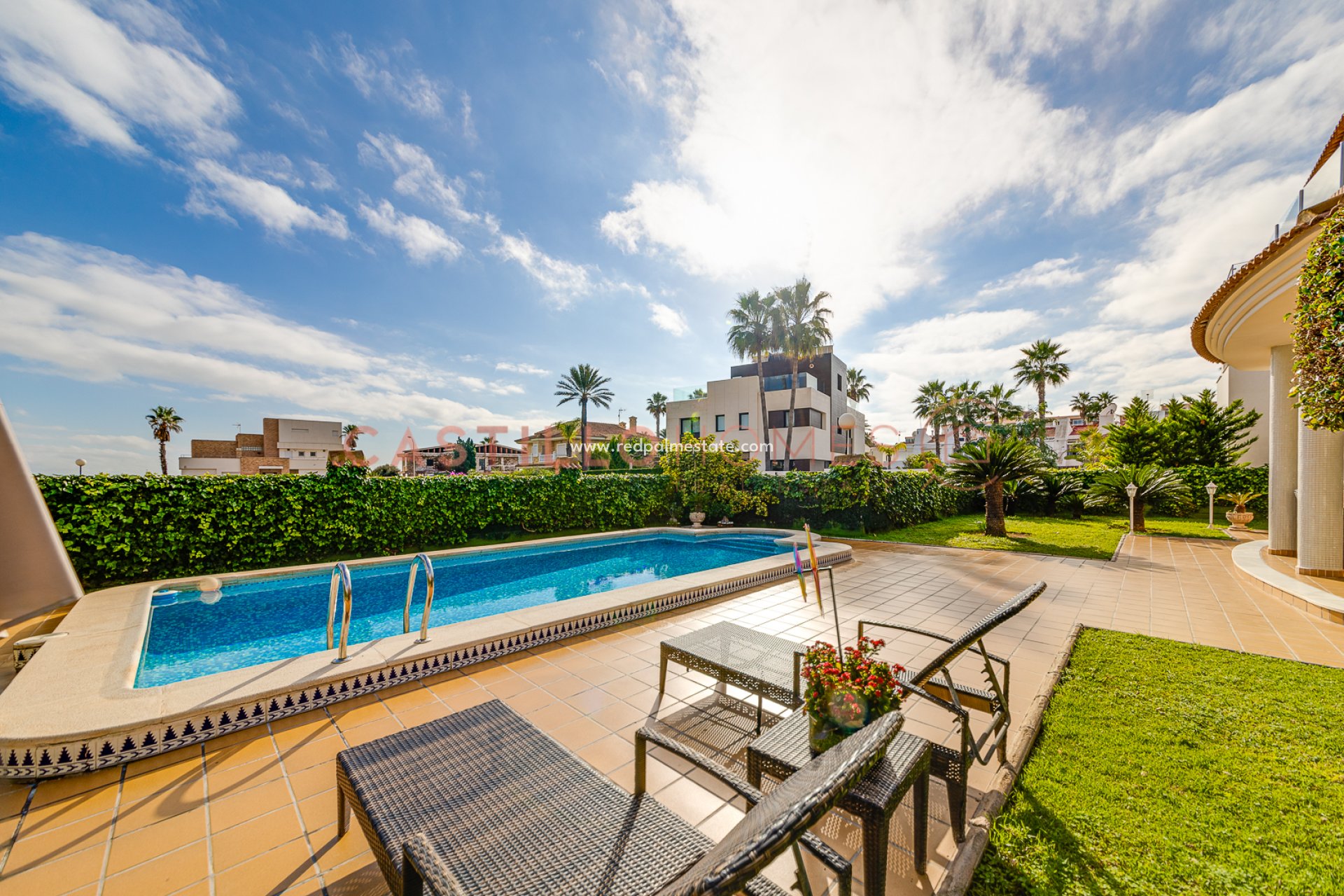 Resale - Town House -
Torrevieja - La Veleta