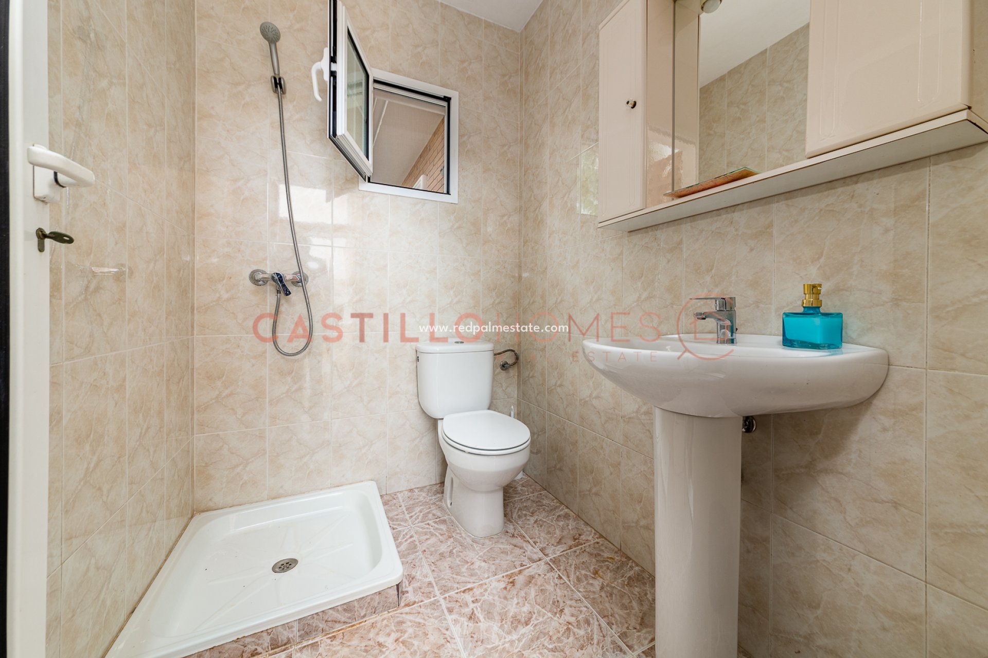 Resale - Town House -
Torrevieja - La Veleta