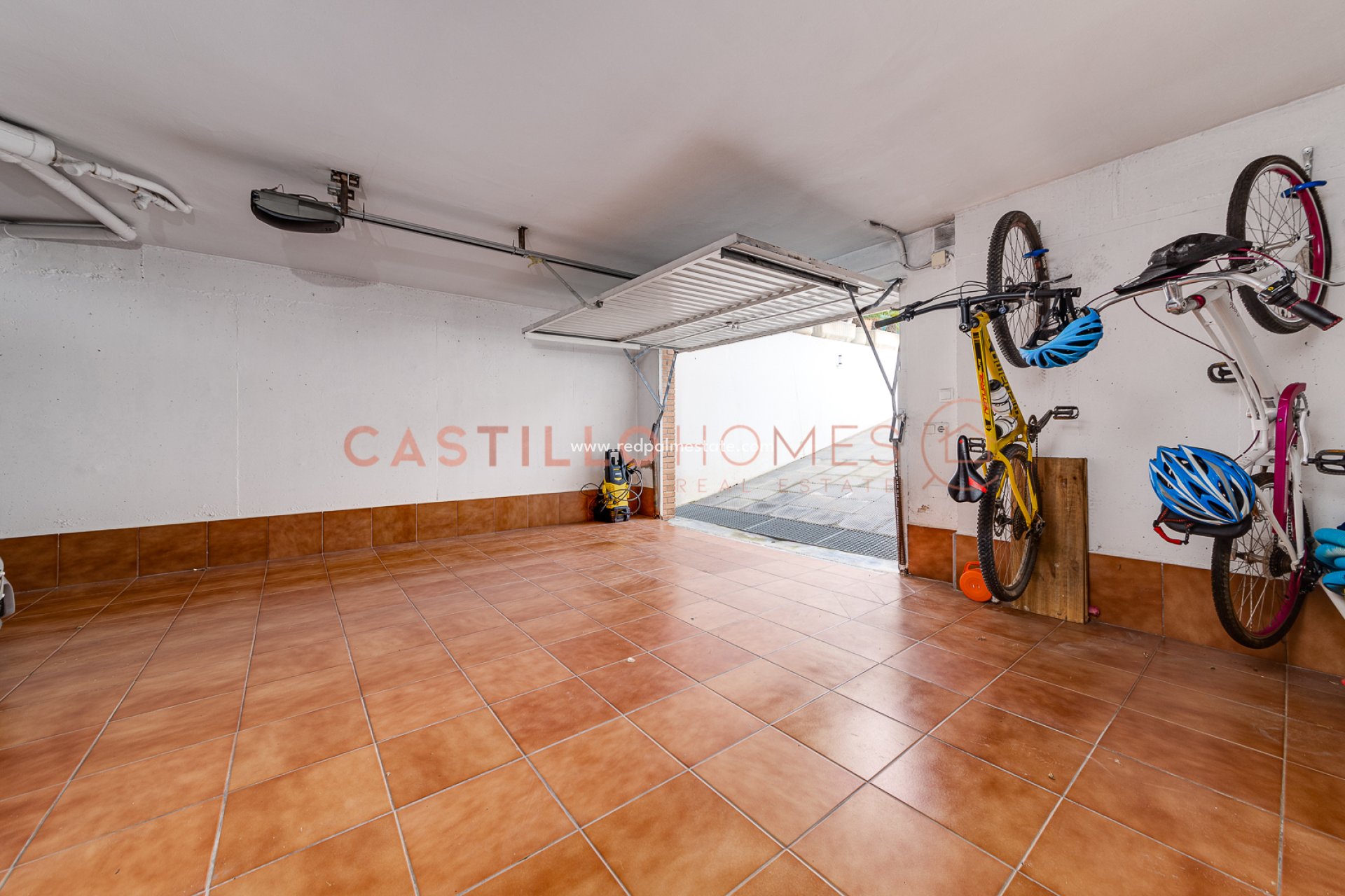 Resale - Town House -
Torrevieja - La Veleta