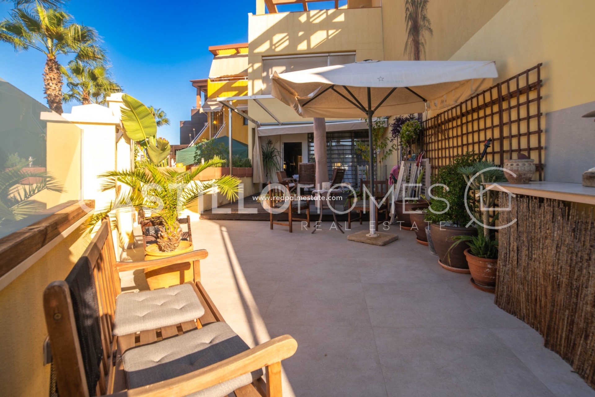 Resale - Town House -
Torrevieja - La Veleta