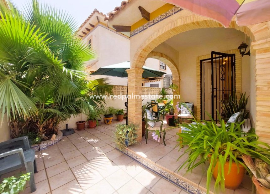 Resale - Town House -
Torrevieja - Las calas