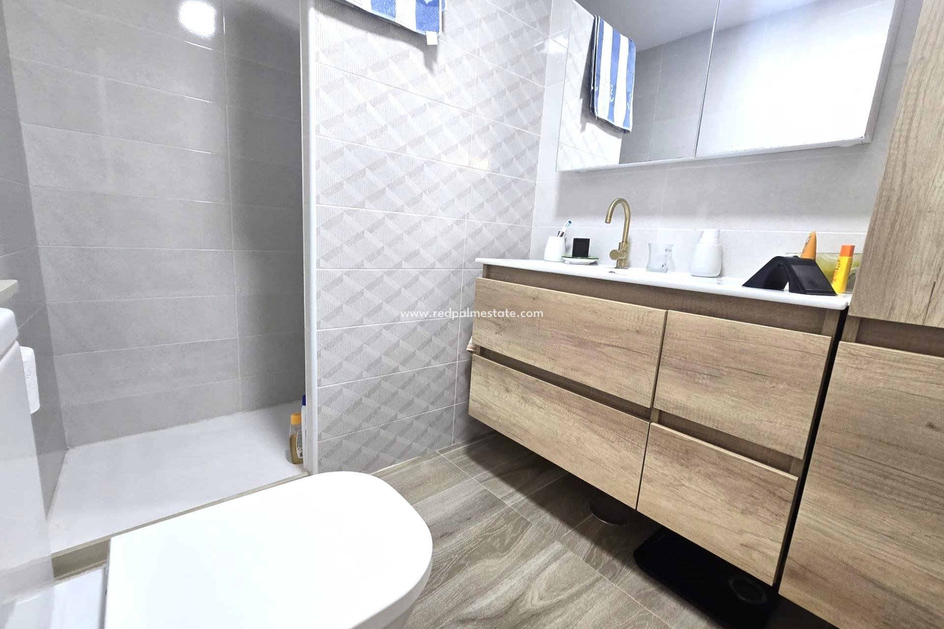 Resale - Town House -
Torrevieja - Los altos