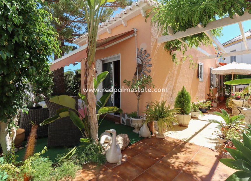 Resale - Town House -
Torrevieja - Los Balcones - Los Altos del Edén