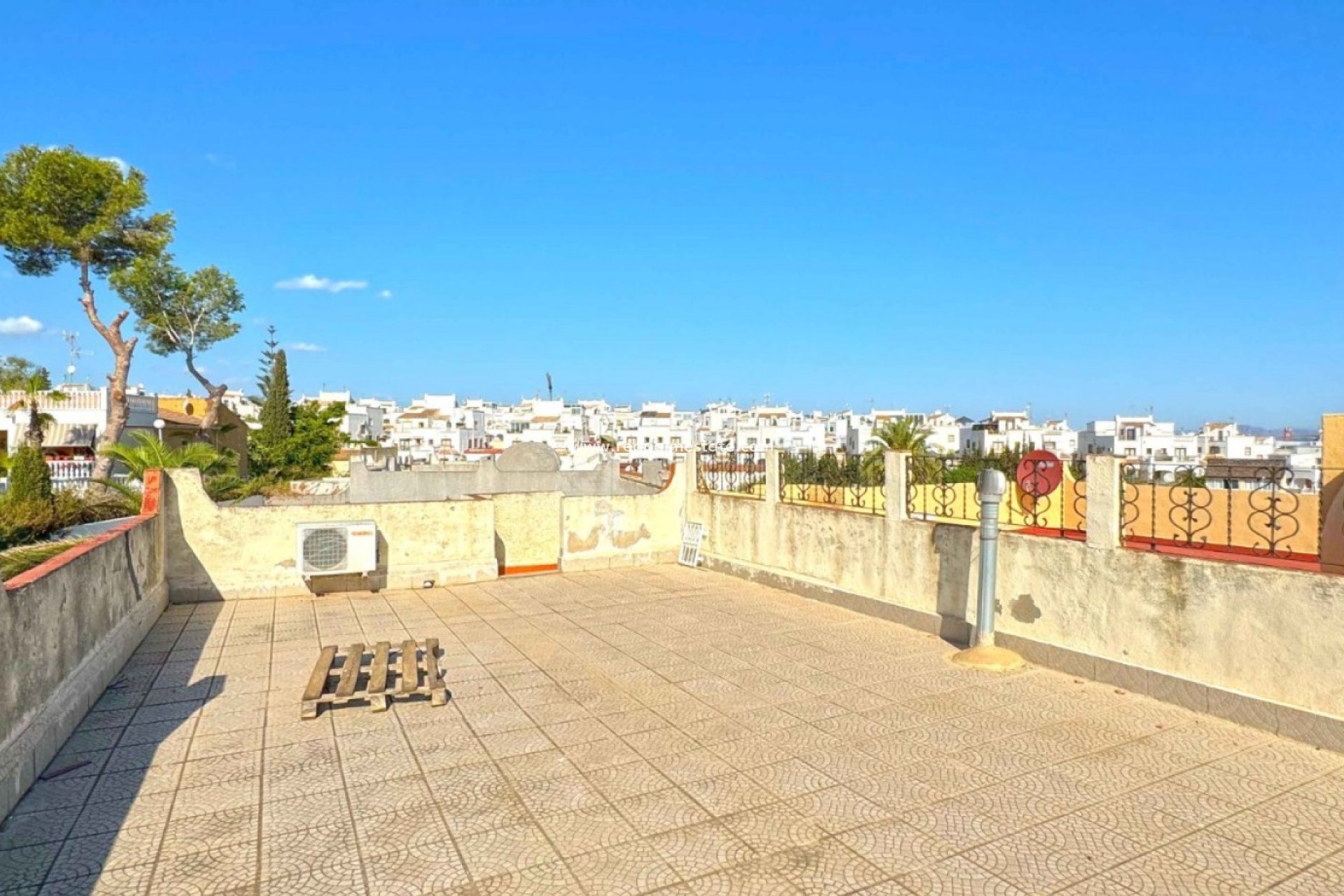 Resale - Town House -
Torrevieja - Los Balcones - Los Altos del Edén