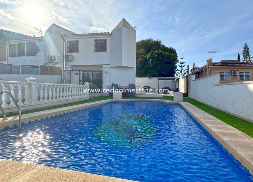 Resale - Town House -
Torrevieja - Los Balcones - Los Altos del Edén