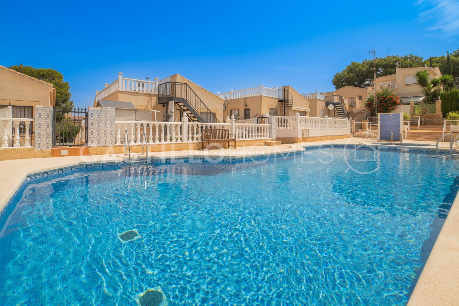 Resale - Town House -
Torrevieja - Los balcones