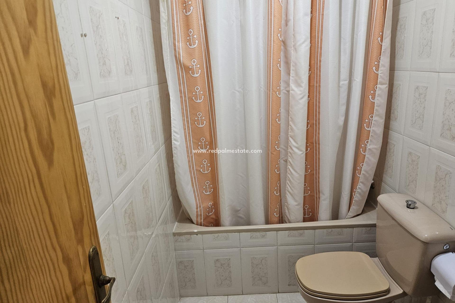 Resale - Town House -
Torrevieja - Los balcones
