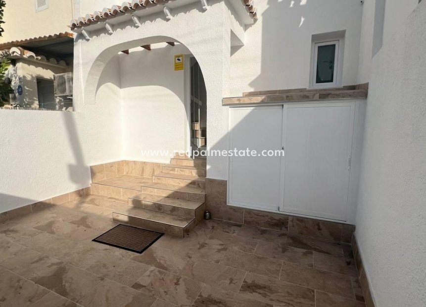 Resale - Town House -
Torrevieja - Los balcones