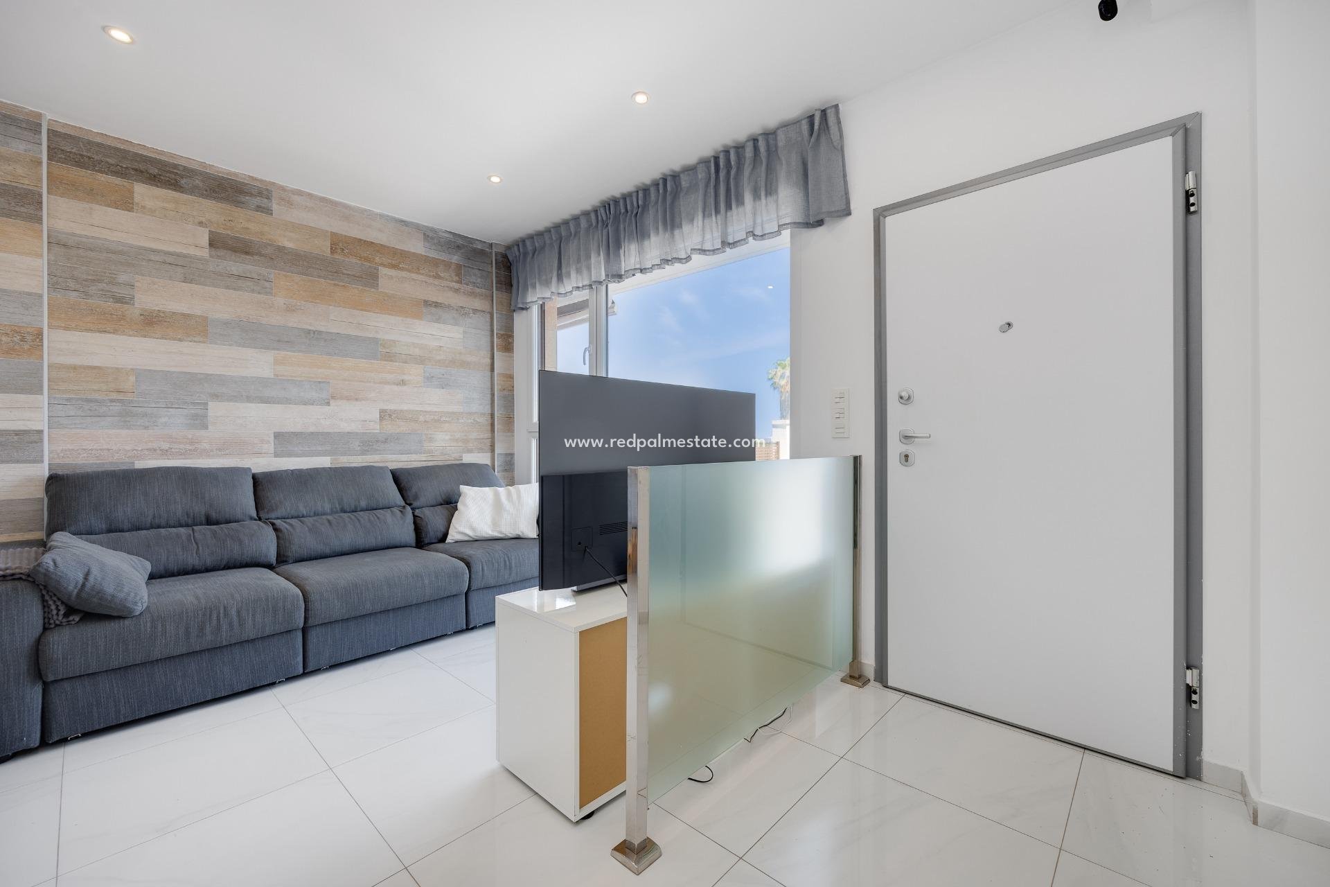 Resale - Town House -
Torrevieja - Los balcones