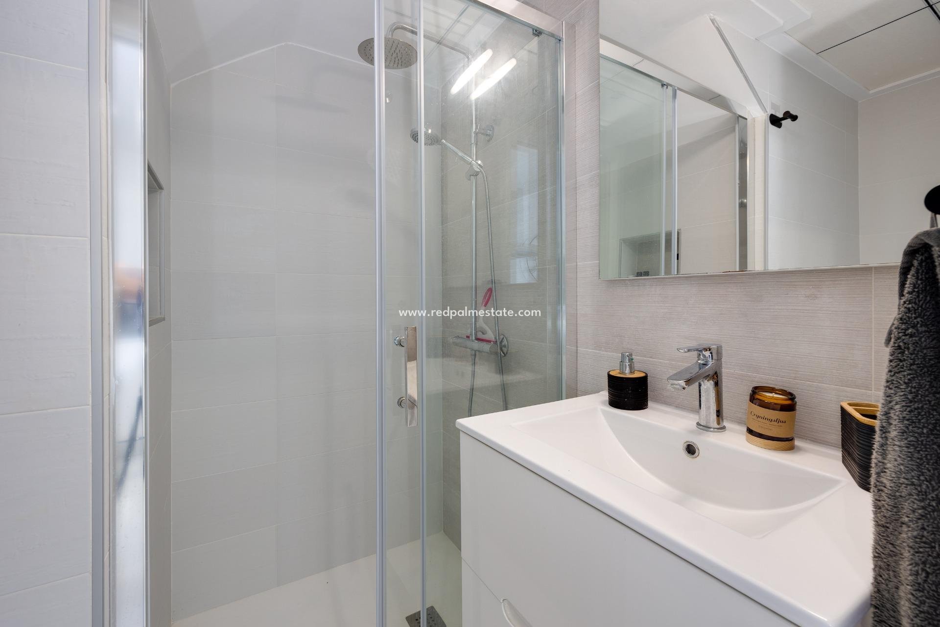 Resale - Town House -
Torrevieja - Los balcones