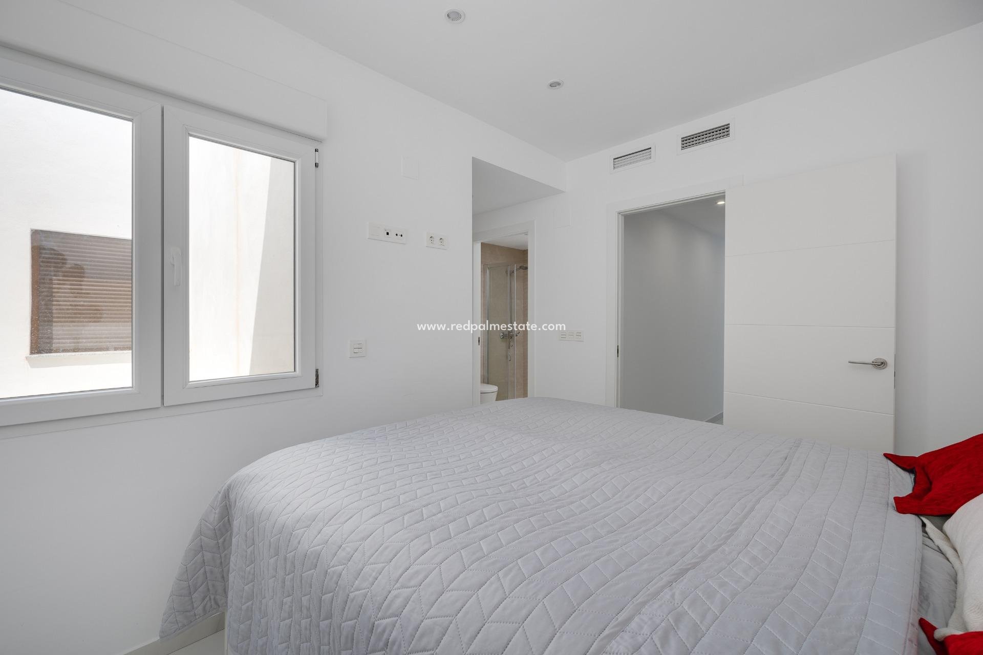 Resale - Town House -
Torrevieja - Los balcones