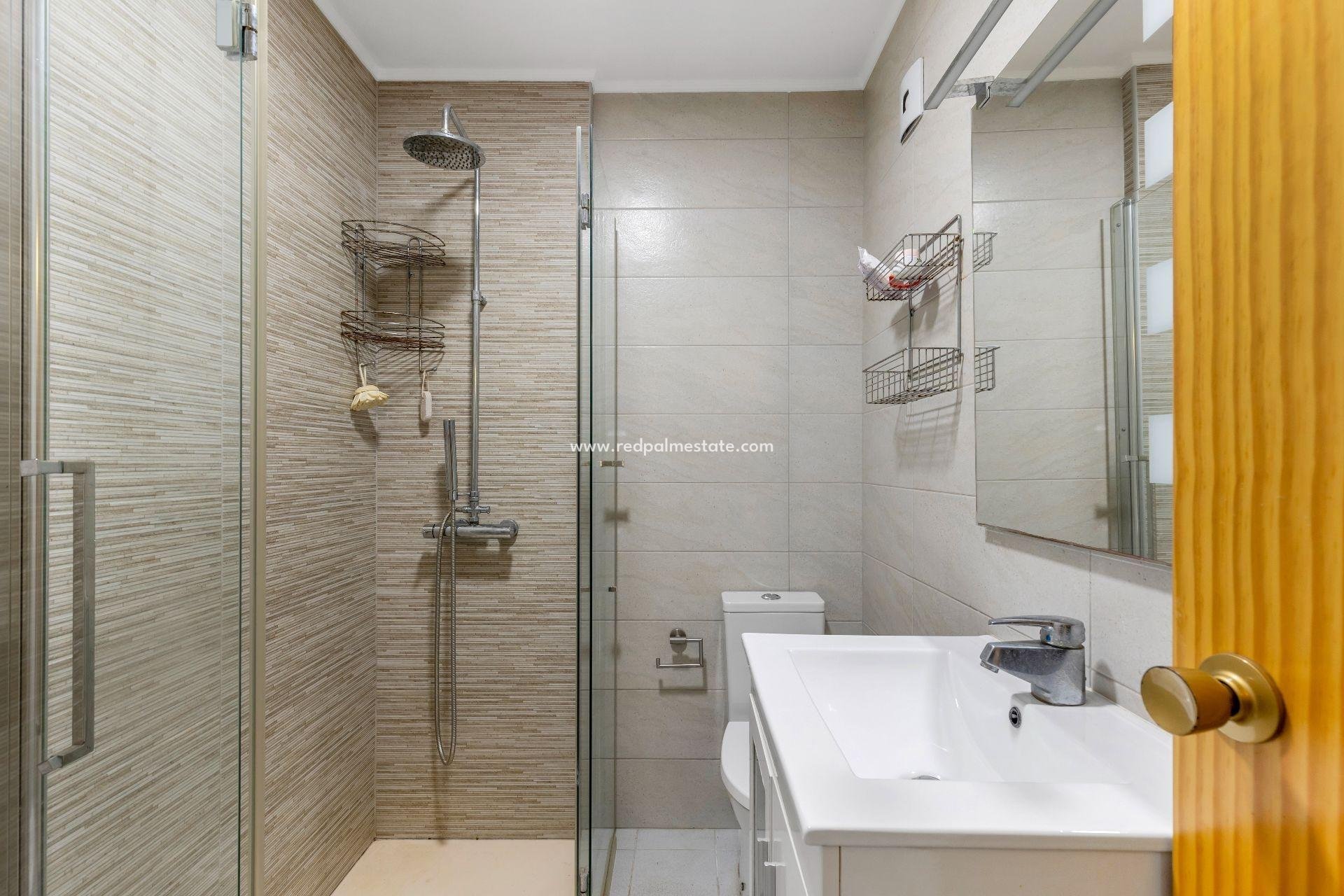 Resale - Town House -
Torrevieja - Los Europeos