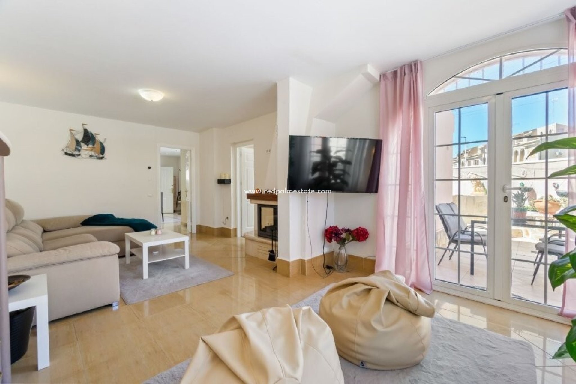 Resale - Town House -
Torrevieja - Los Frutales/ La Rosaleda