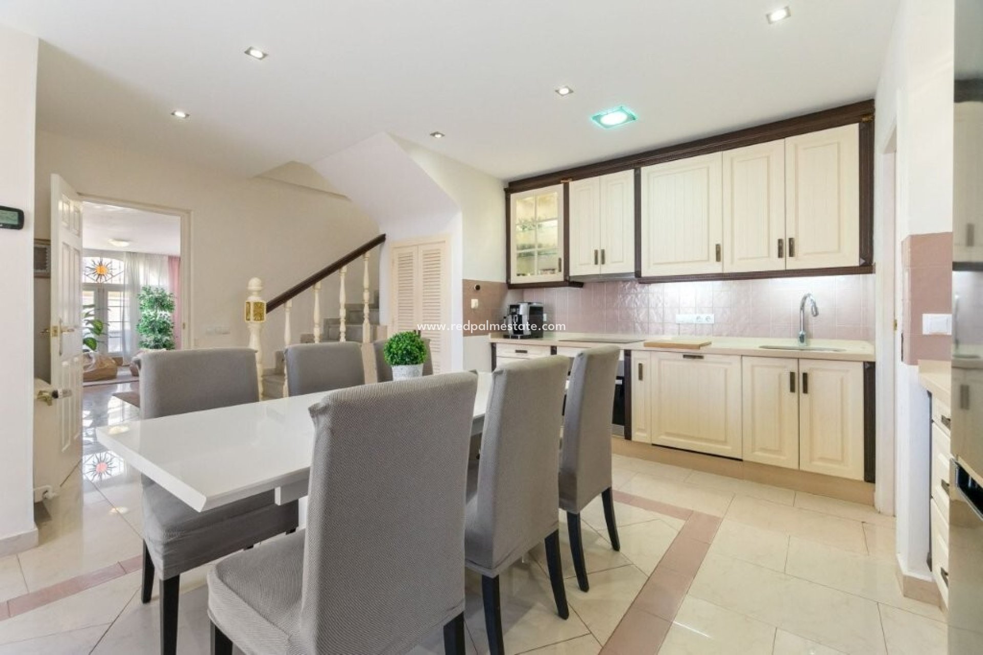 Resale - Town House -
Torrevieja - Los Frutales/ La Rosaleda