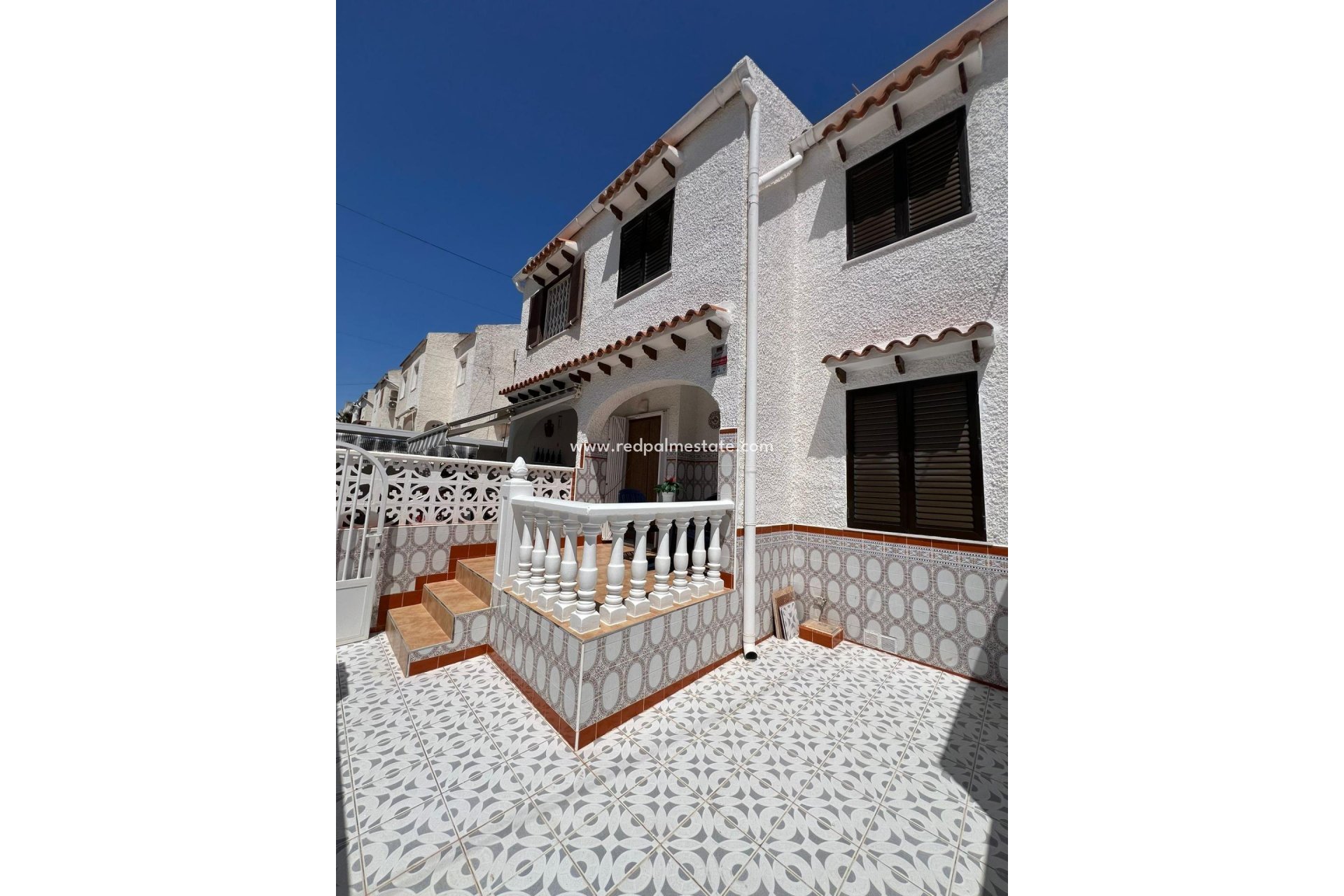 Resale - Town House -
Torrevieja - Nueva Torrevieja - Aguas Nuevas