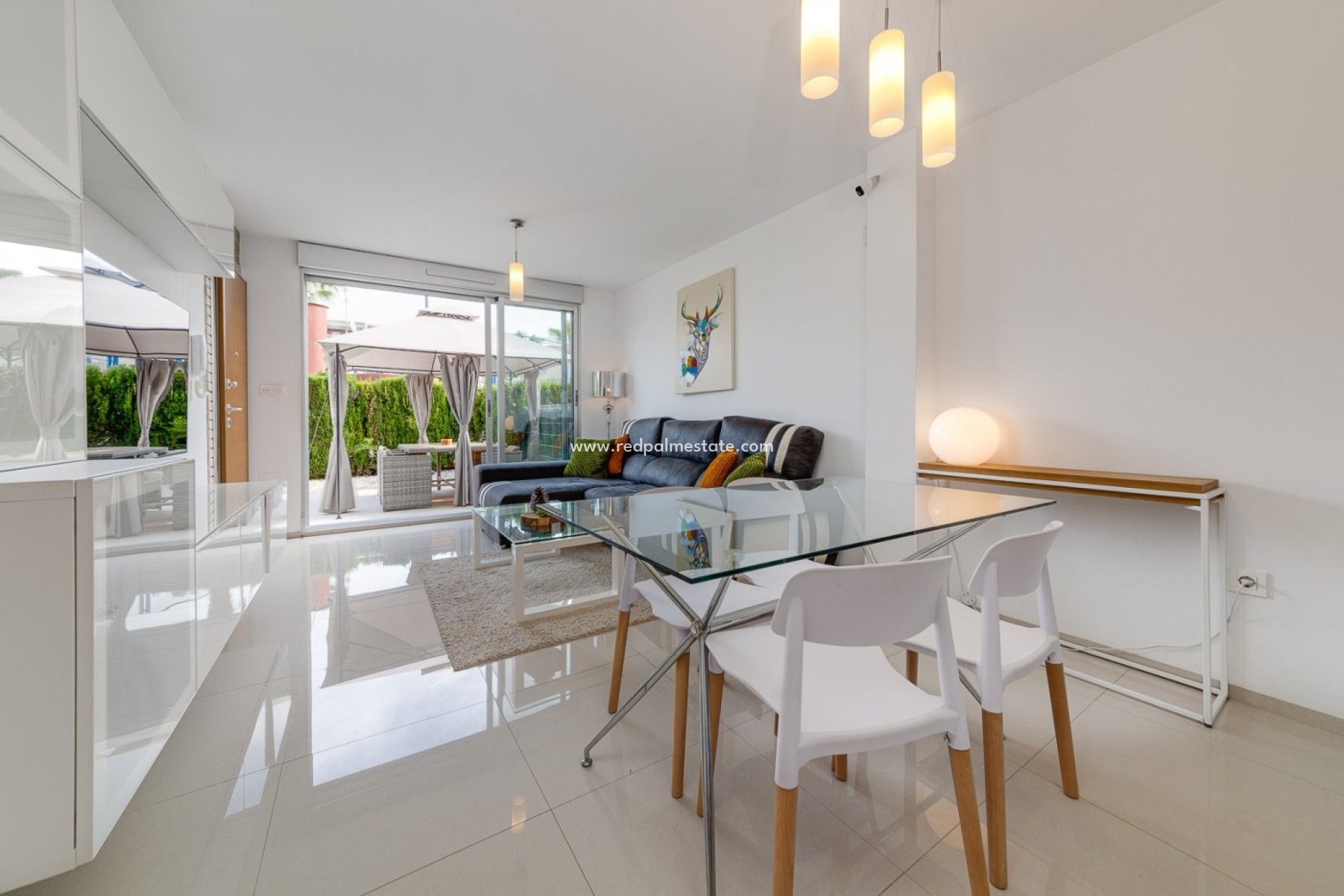 Resale - Town House -
Torrevieja - Nueva Torrevieja - Aguas Nuevas