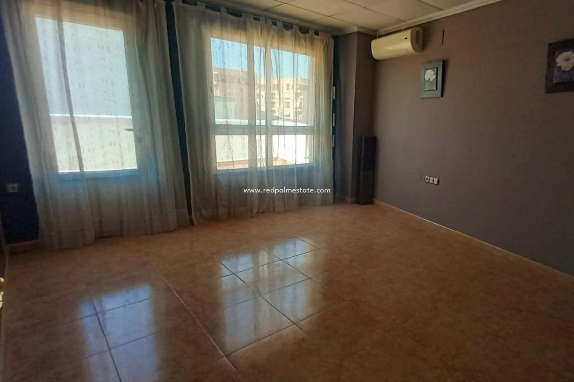 Resale - Town House -
Torrevieja - Nueva Torrevieja - Aguas Nuevas