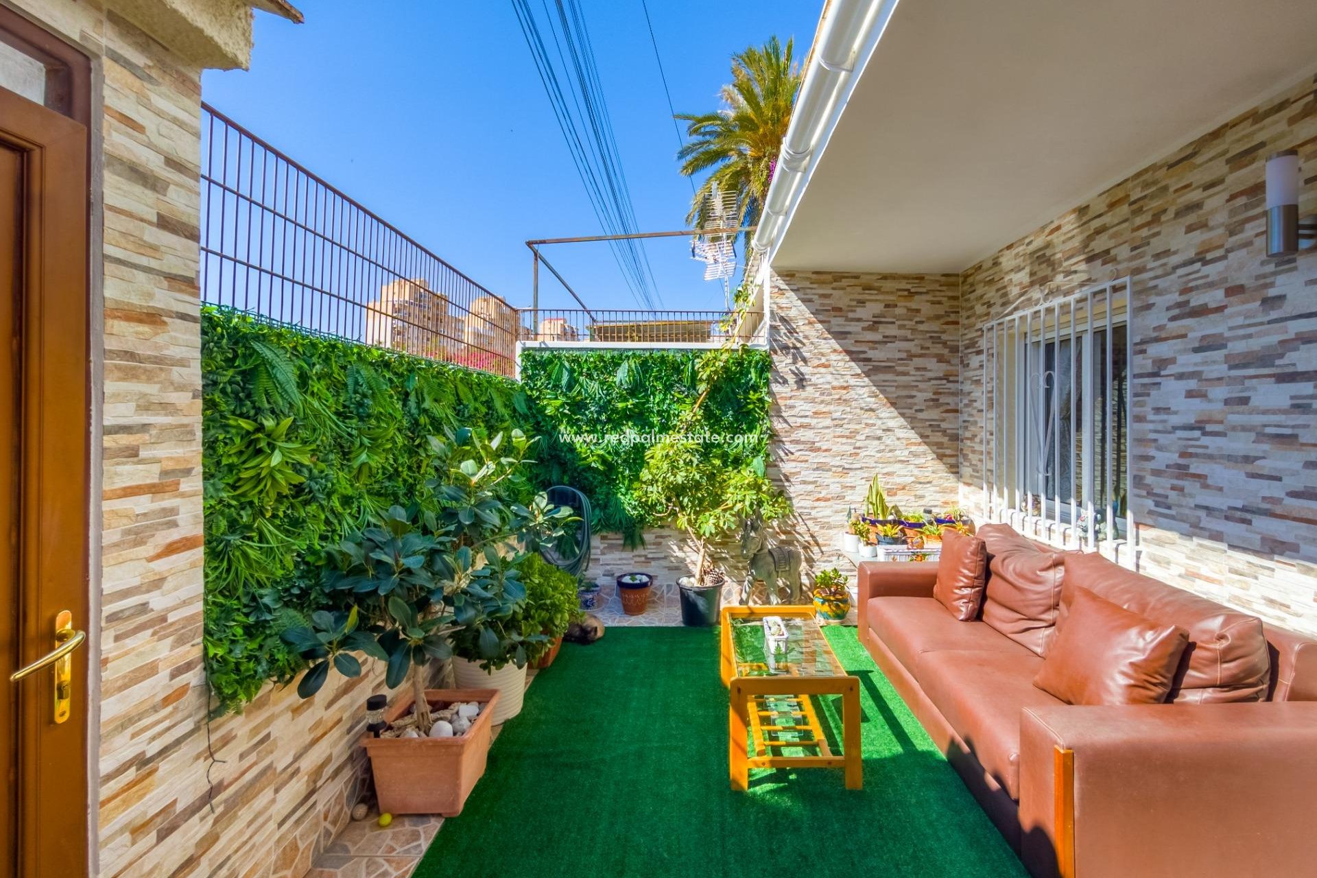 Resale - Town House -
Torrevieja - Nueva Torrevieja - Aguas Nuevas