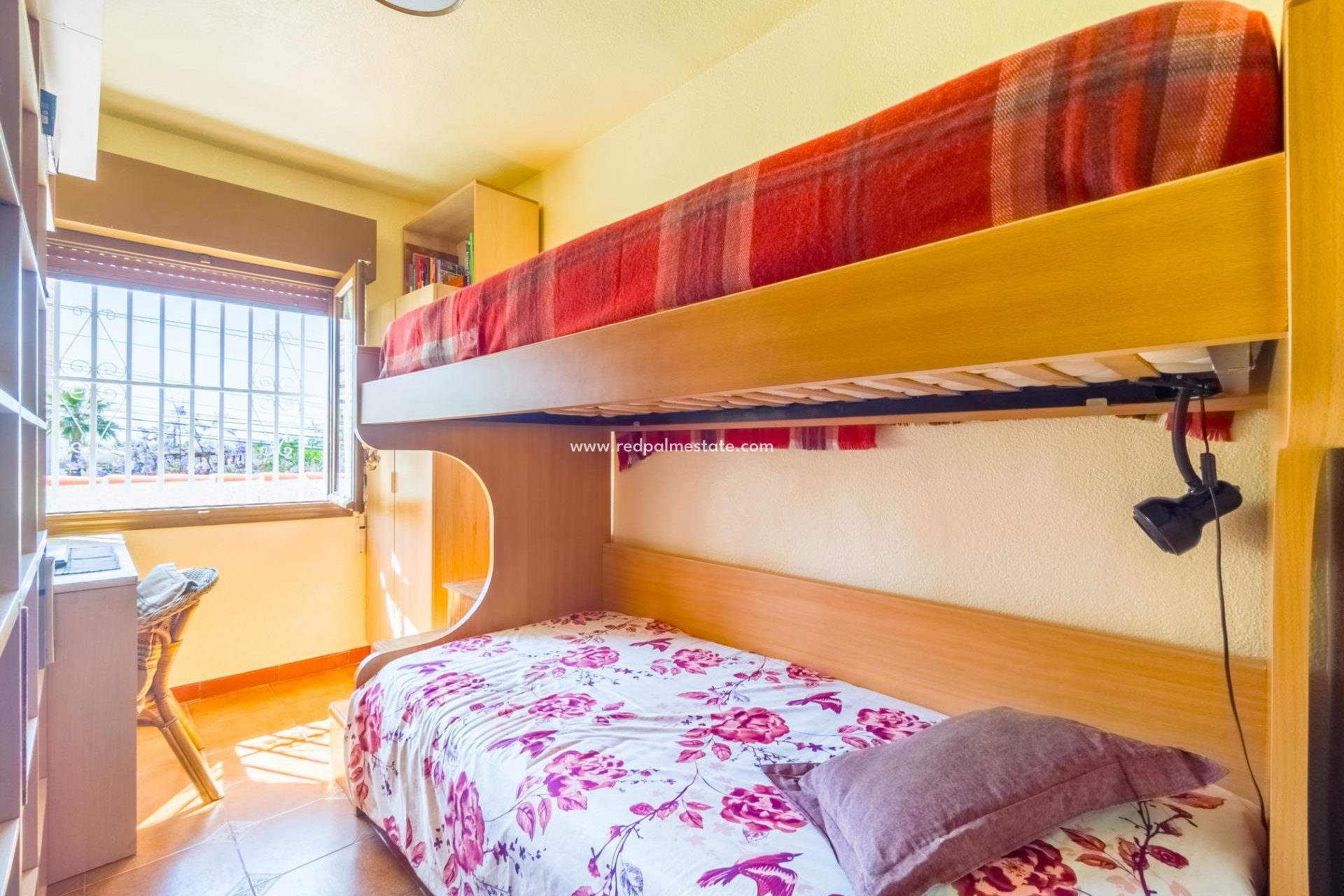 Resale - Town House -
Torrevieja - Nueva Torrevieja - Aguas Nuevas