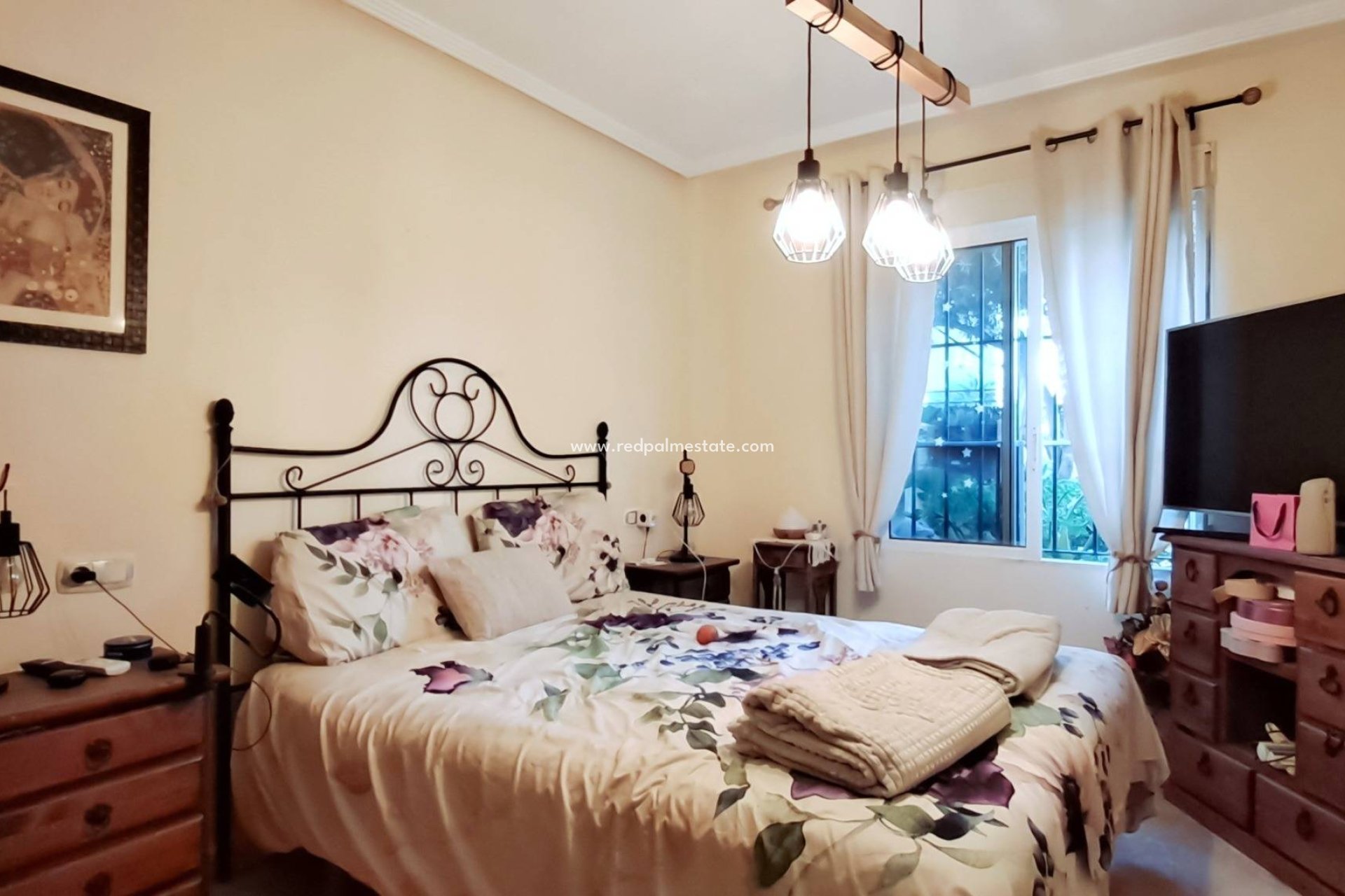 Resale - Town House -
Torrevieja - Parque Acuático - Sector 25