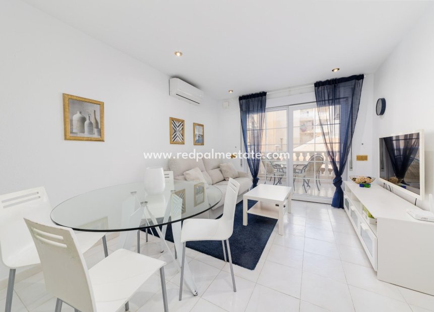 Resale - Town House -
Torrevieja - Playa de los Locos