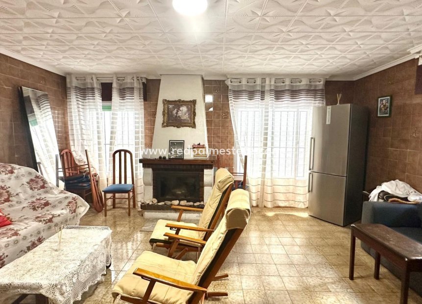 Resale - Town House -
Torrevieja - Playa del Cura